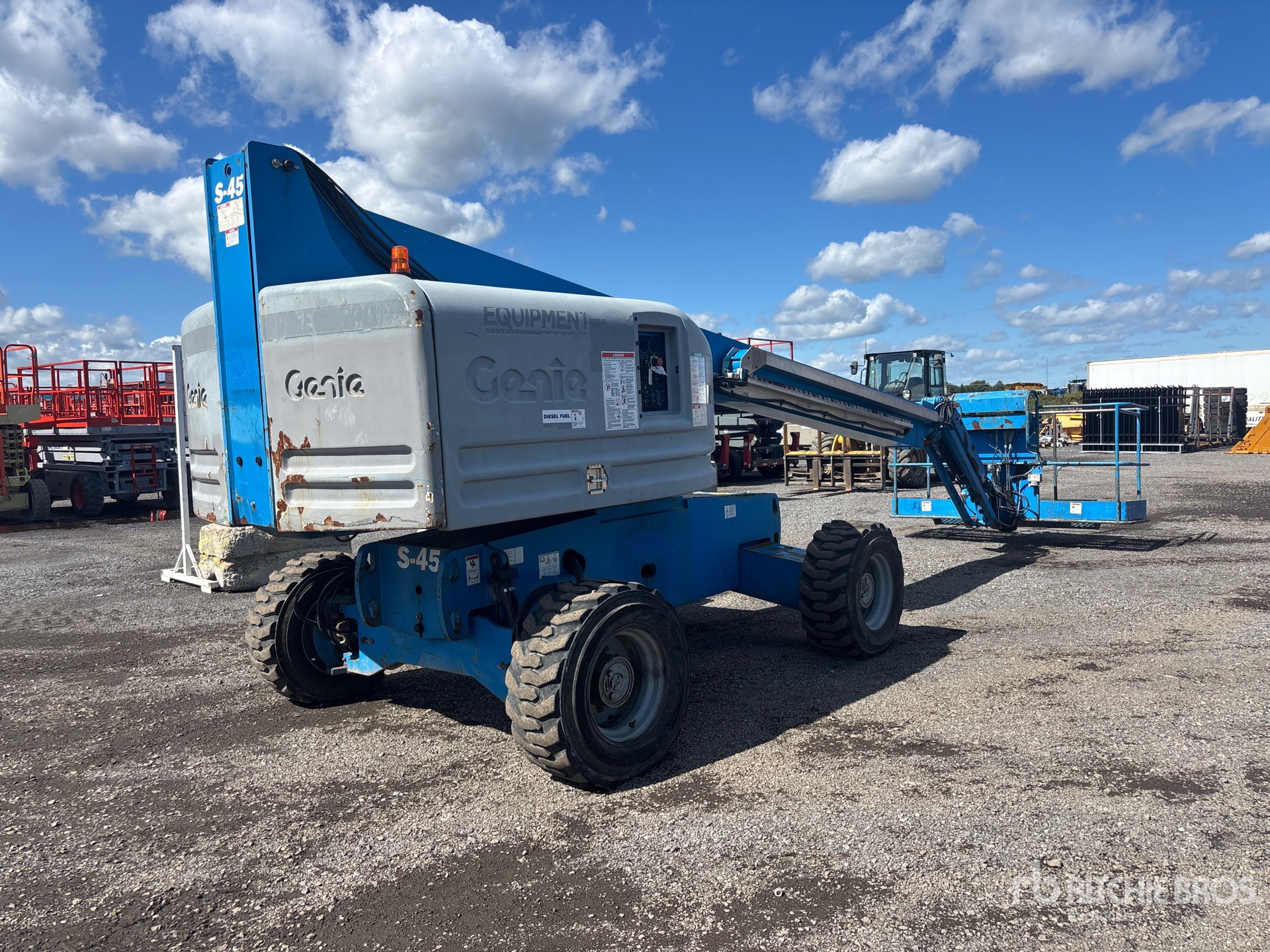 2012 Genie S45