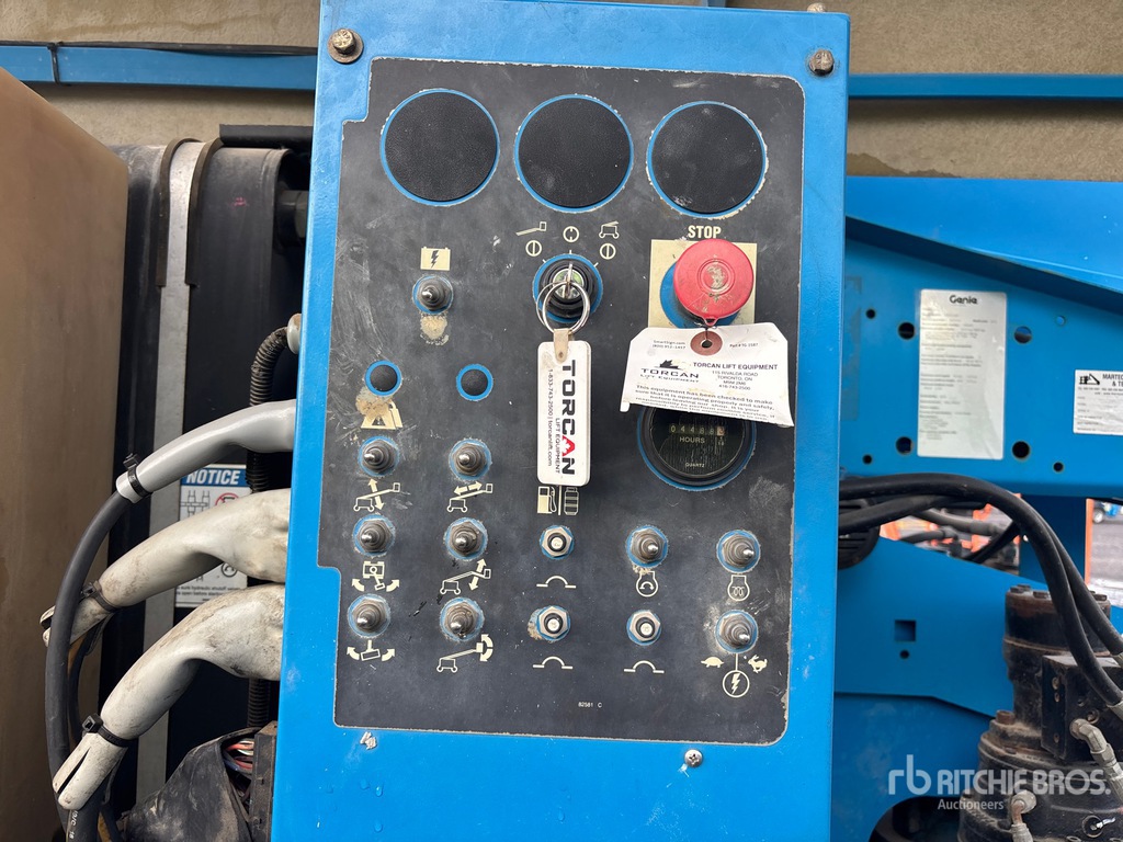 Basic Lower Control Station with