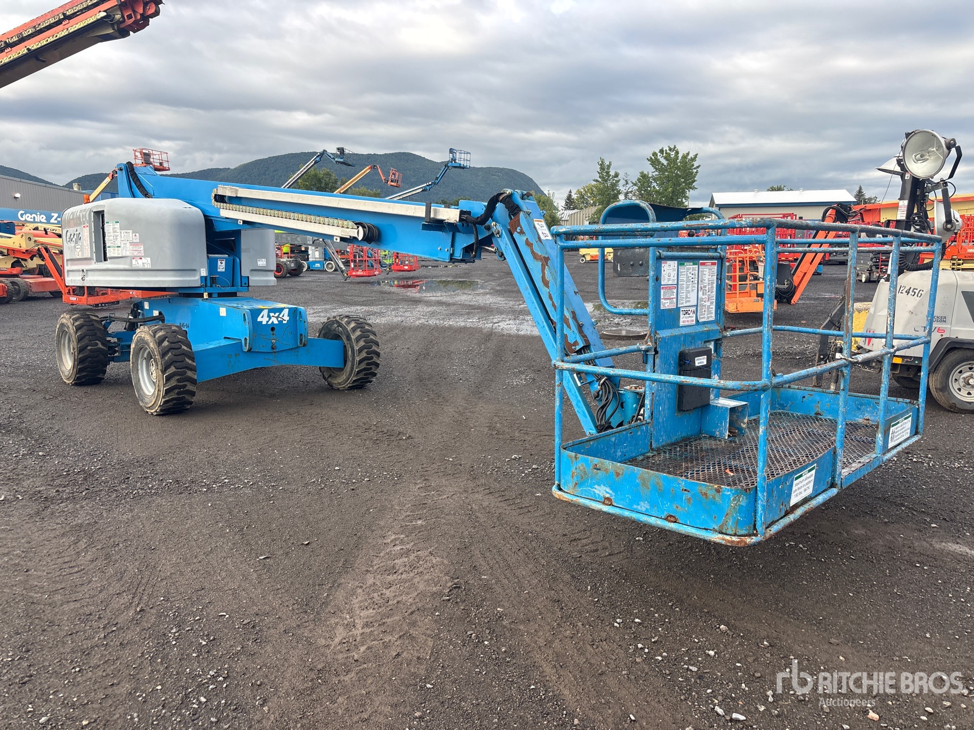 2014 Genie S45