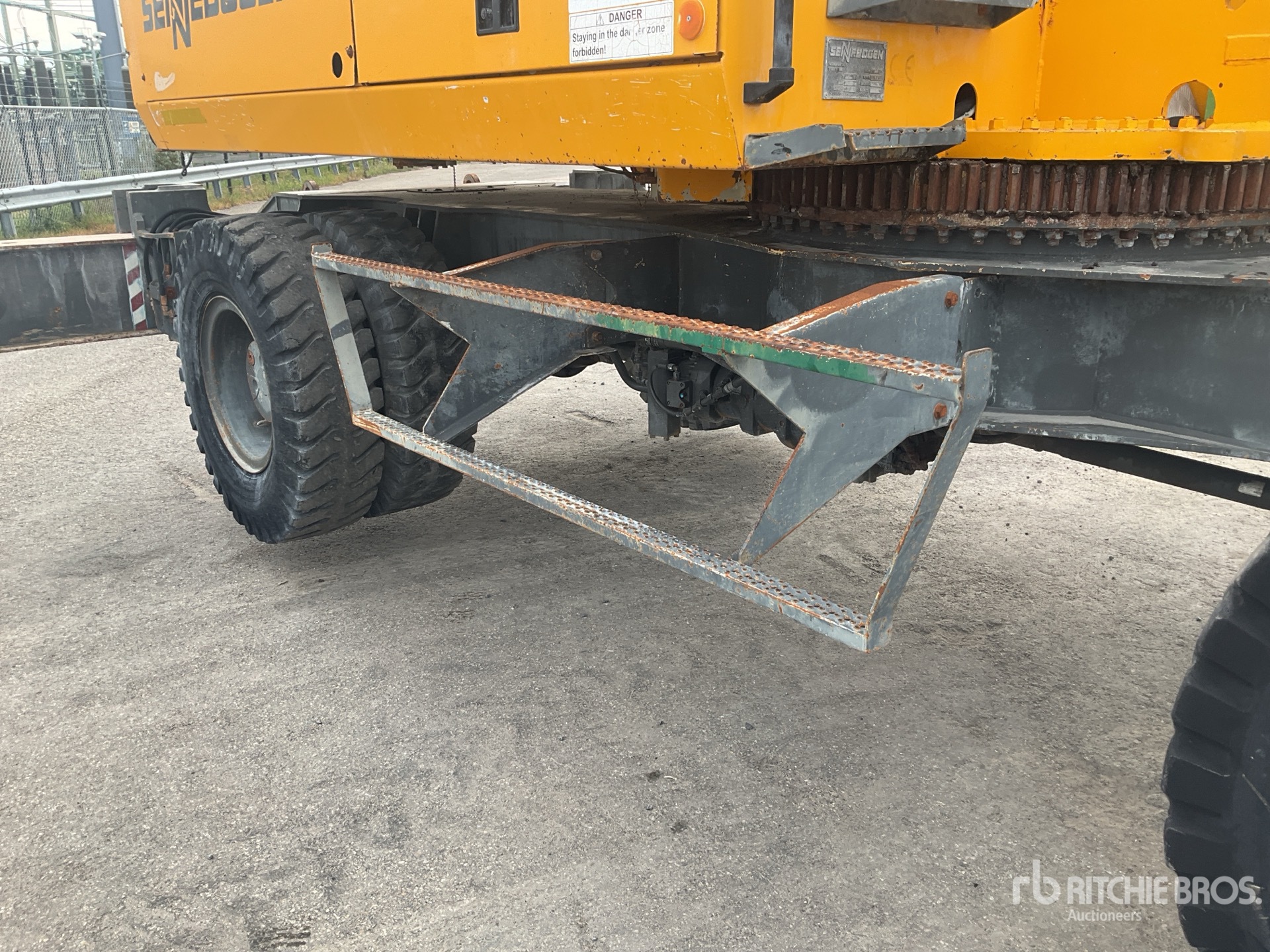 2007 Sennebogen 630