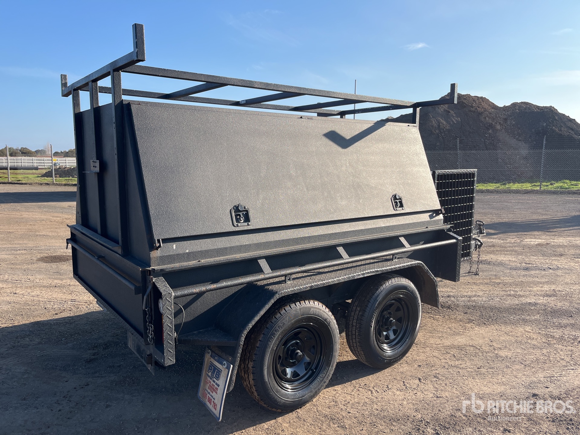 General Appearance with Picture, Left Rear Corner