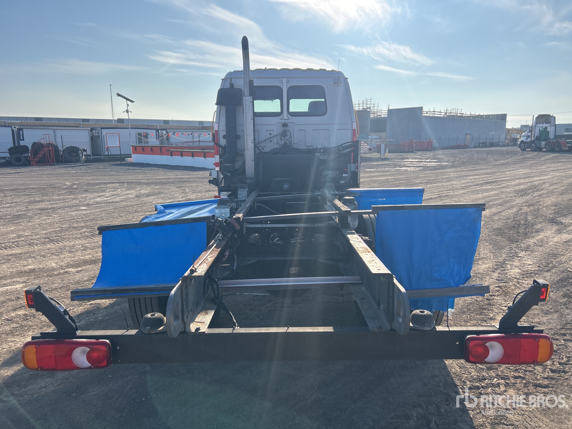 2001 Isuzu FTR 800