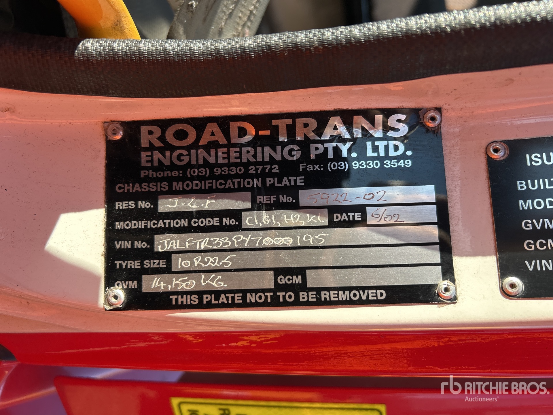 2001 Isuzu FTR 800