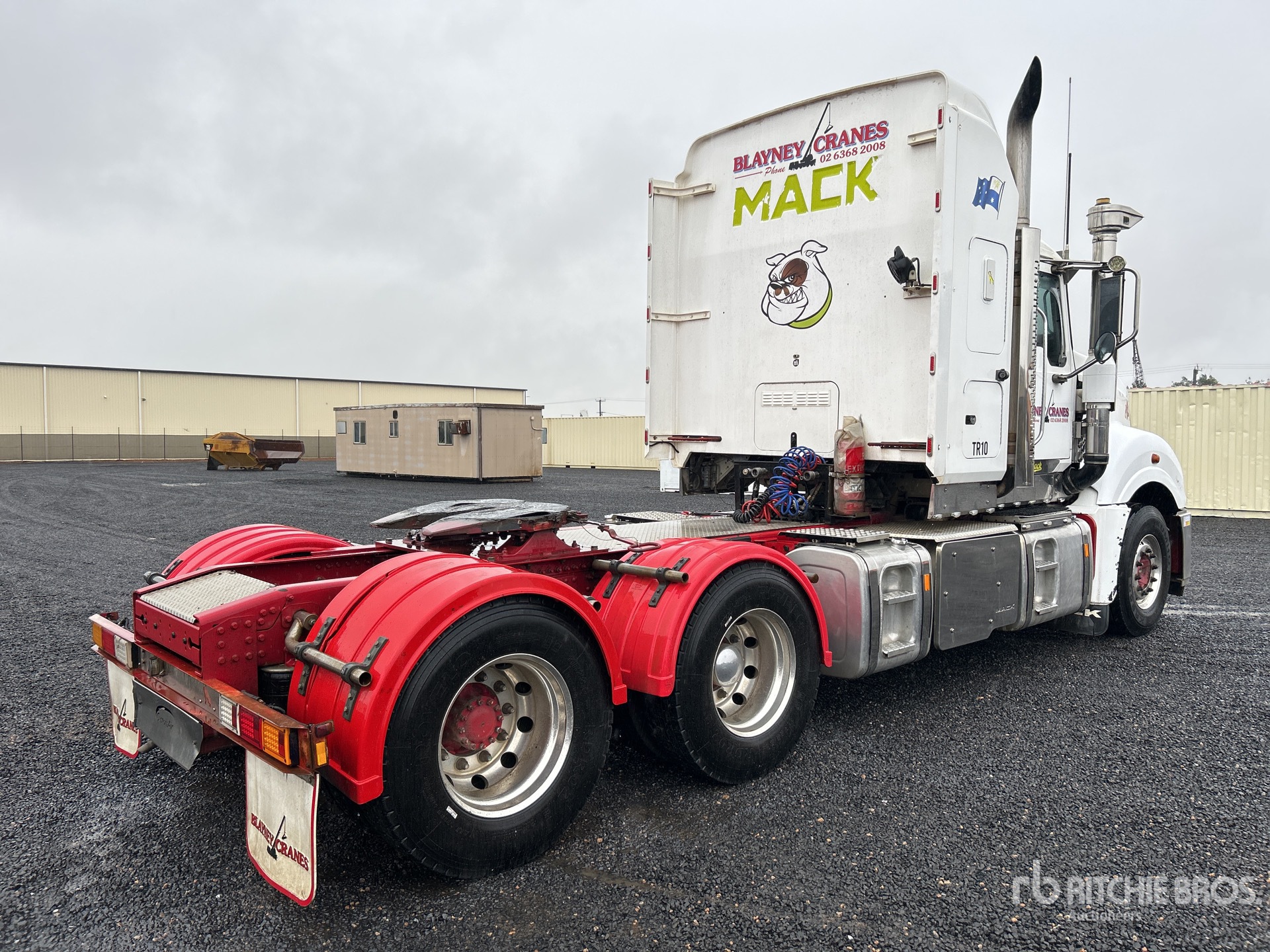 2017 Mack CLXT SUPER-LINE