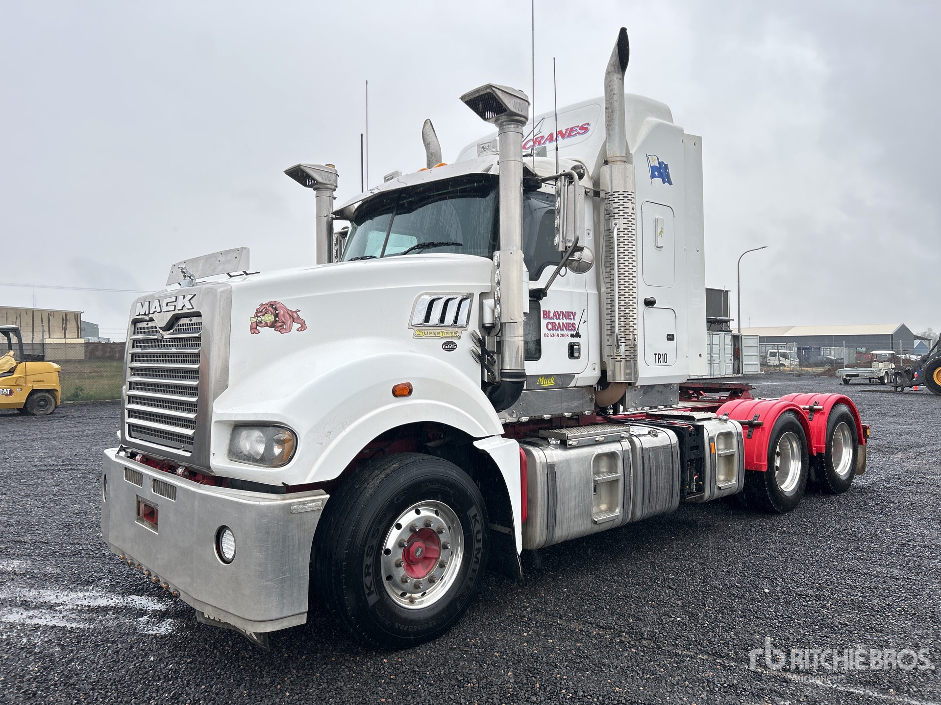 2017 Mack CLXT SUPER-LINE