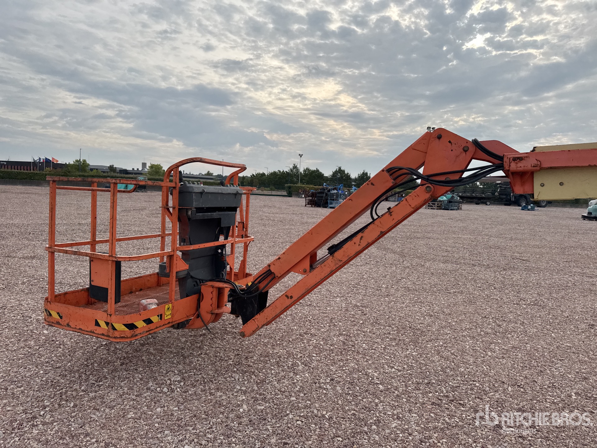 2011 JLG 460SJ