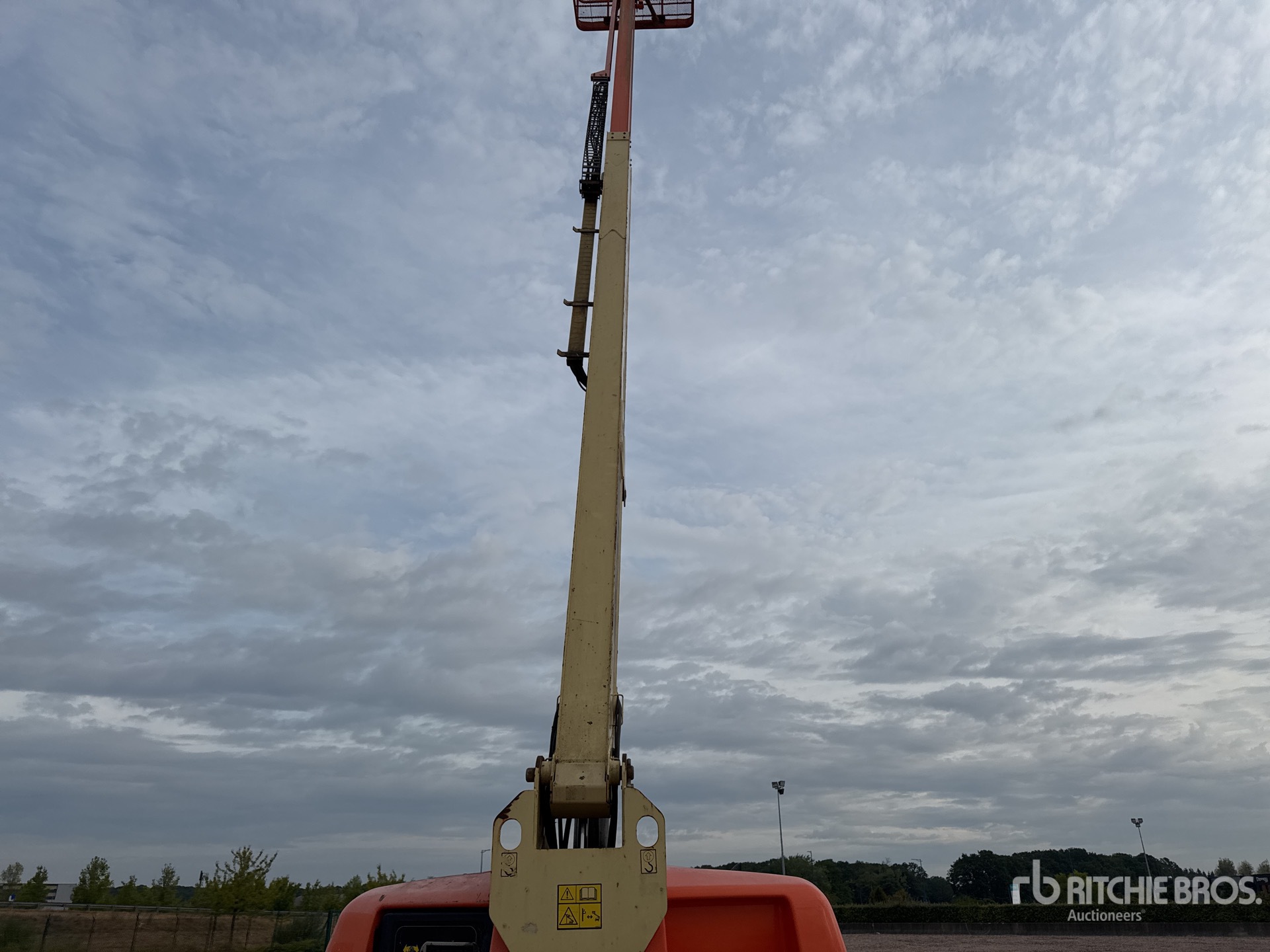 2011 JLG 460SJ