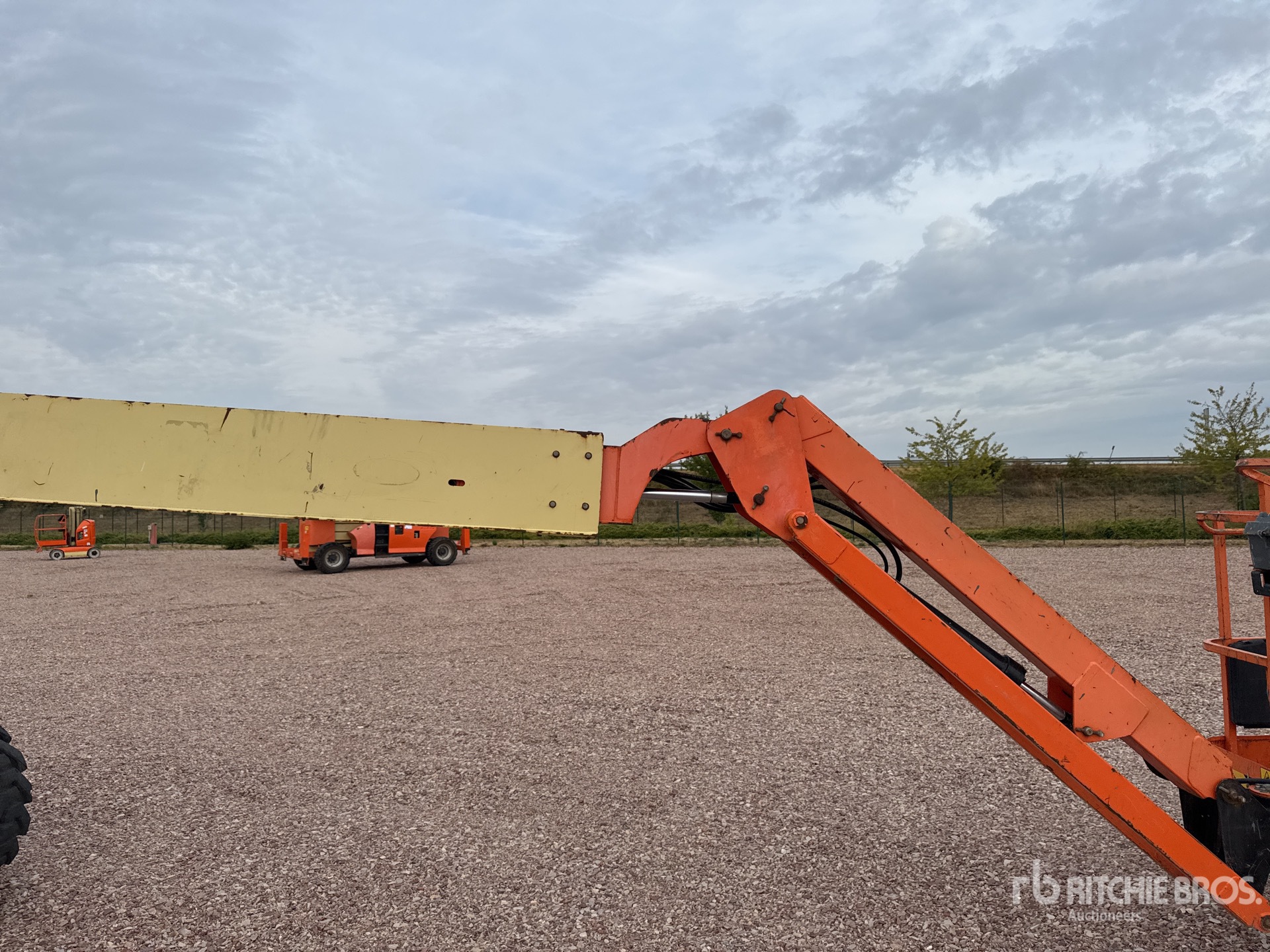 2011 JLG 460SJ