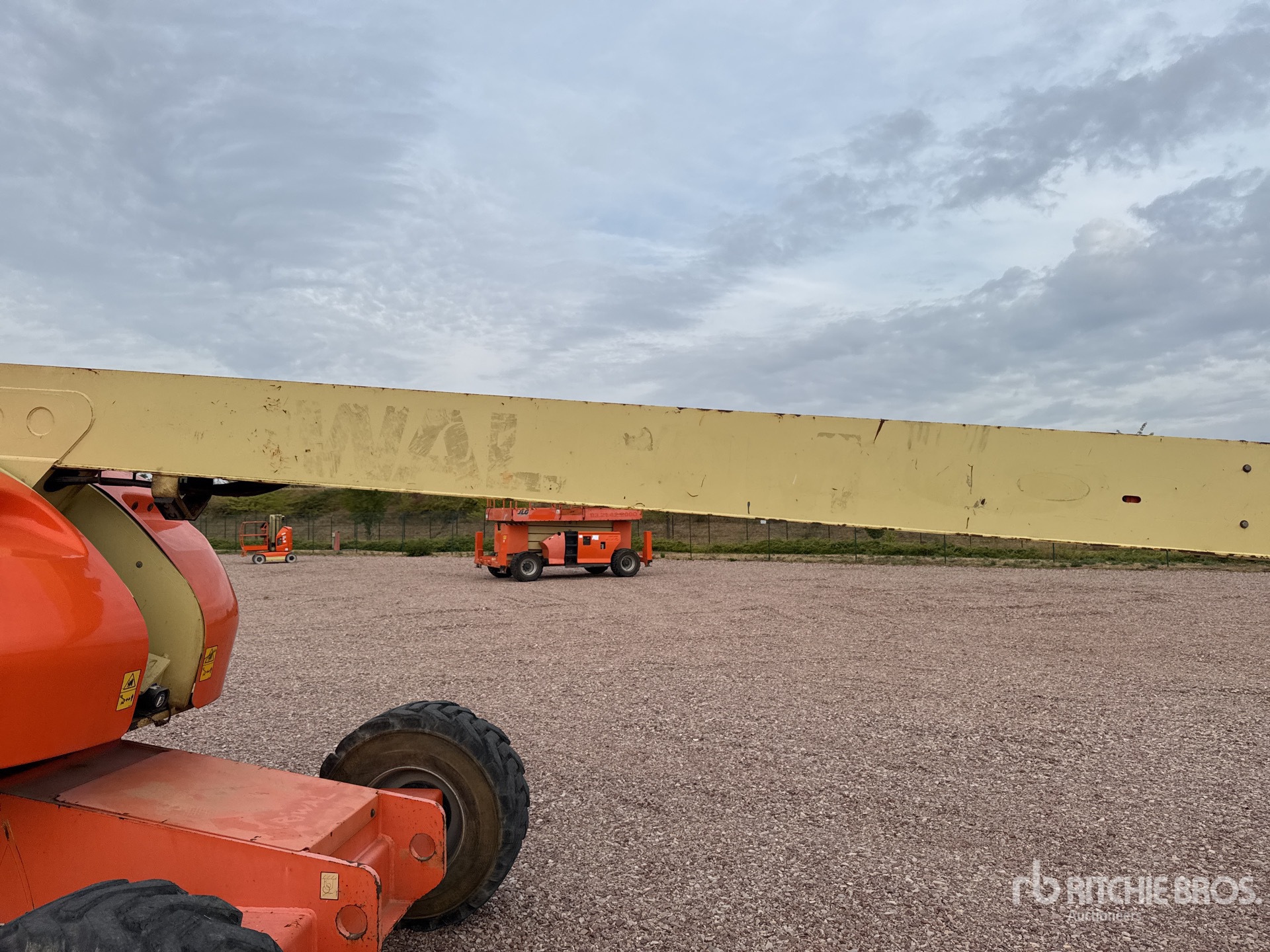 2011 JLG 460SJ