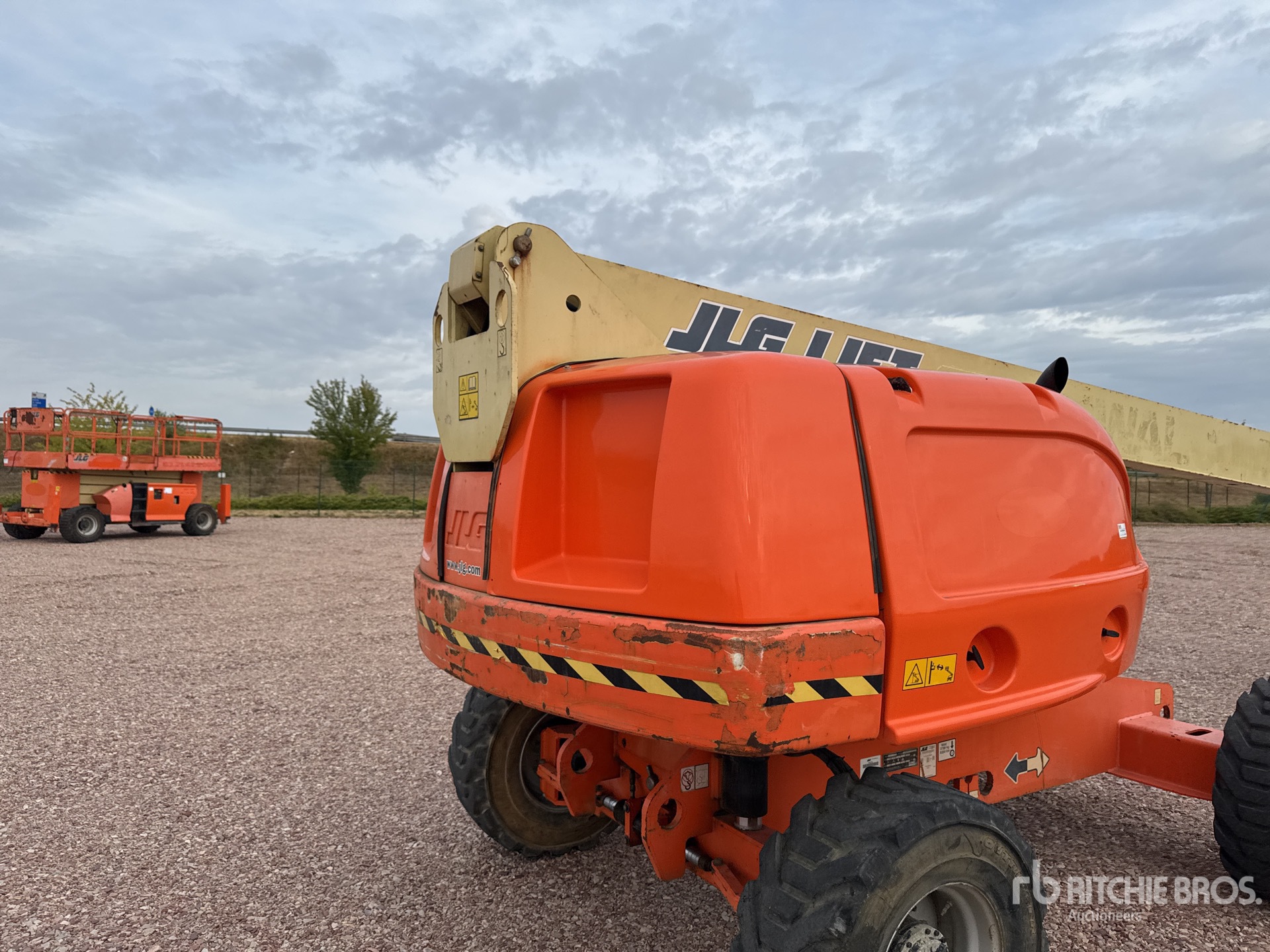 2011 JLG 460SJ