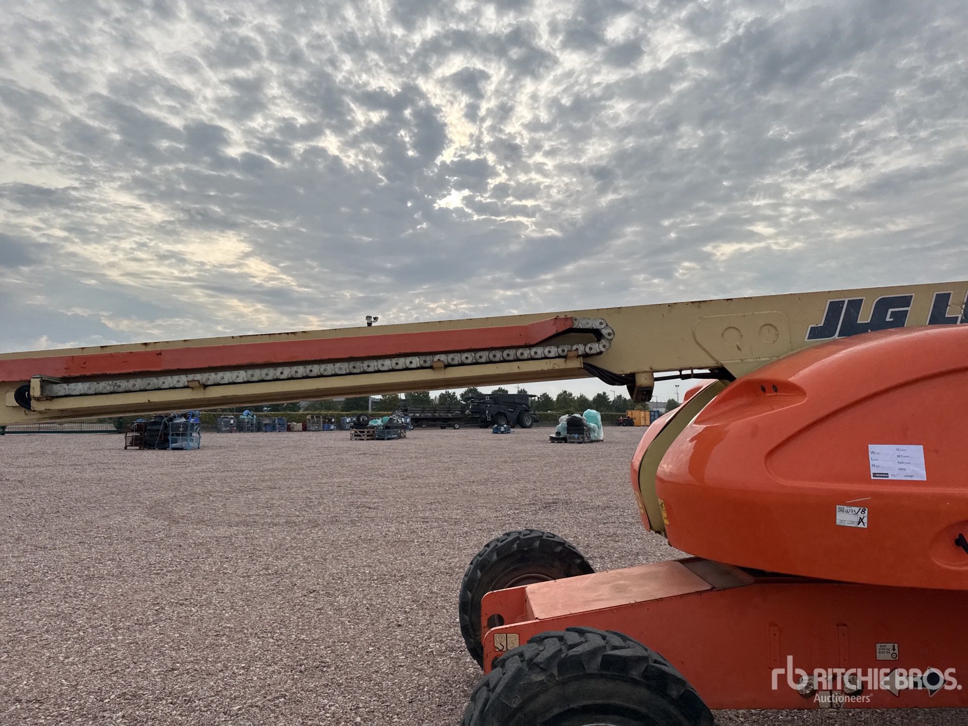 2011 JLG 460SJ