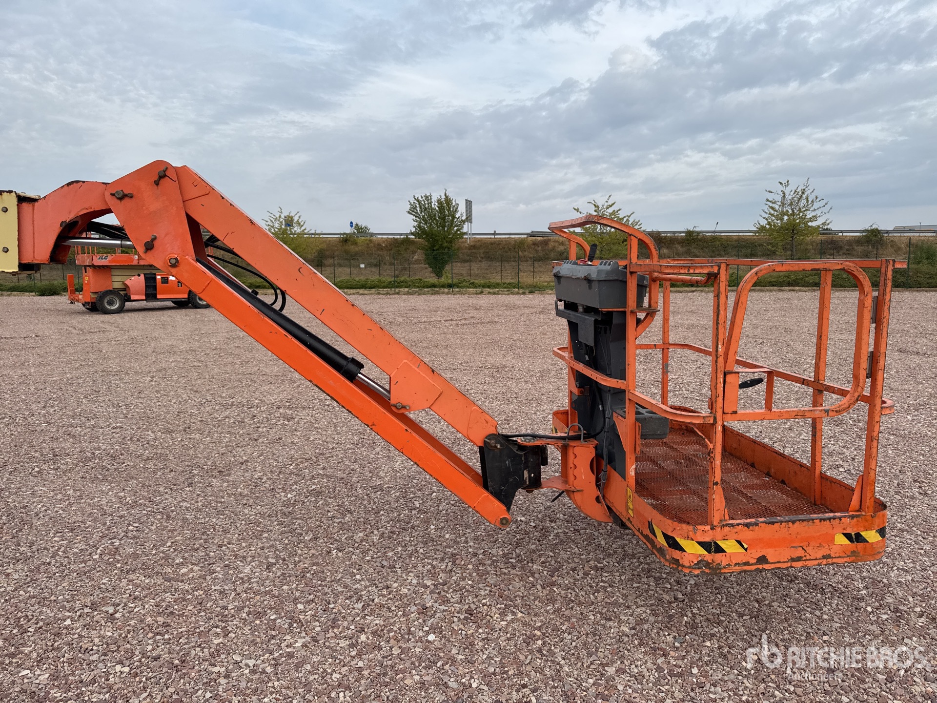 2011 JLG 460SJ