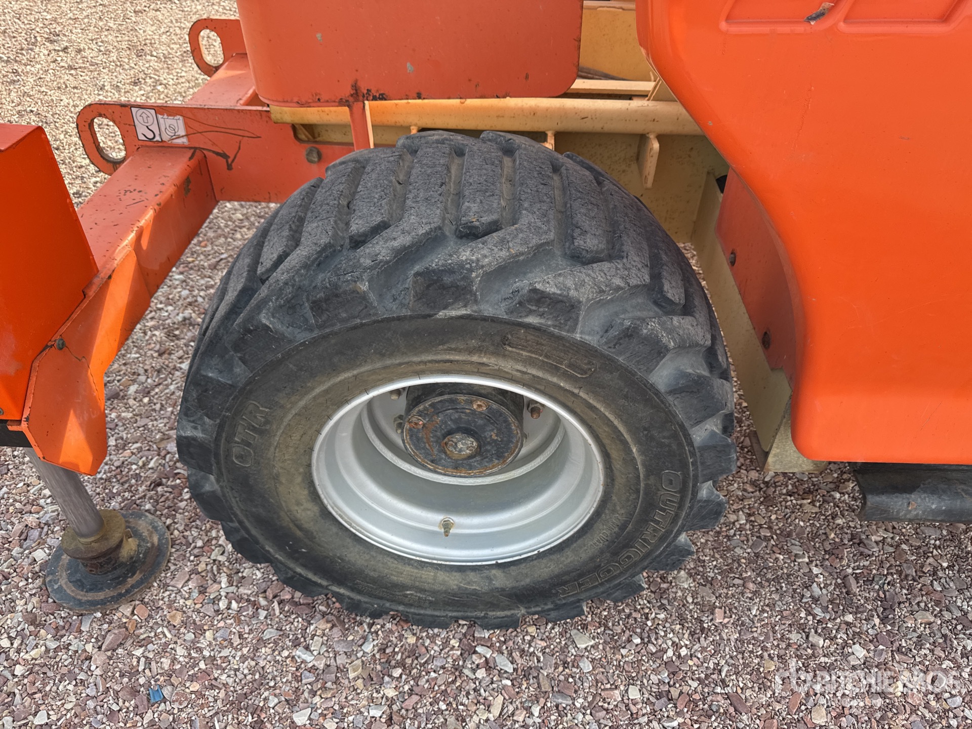 2008 JLG 4394 RT