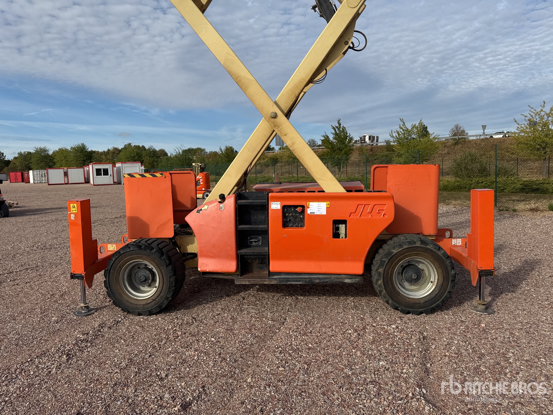 2008 JLG 4394 RT