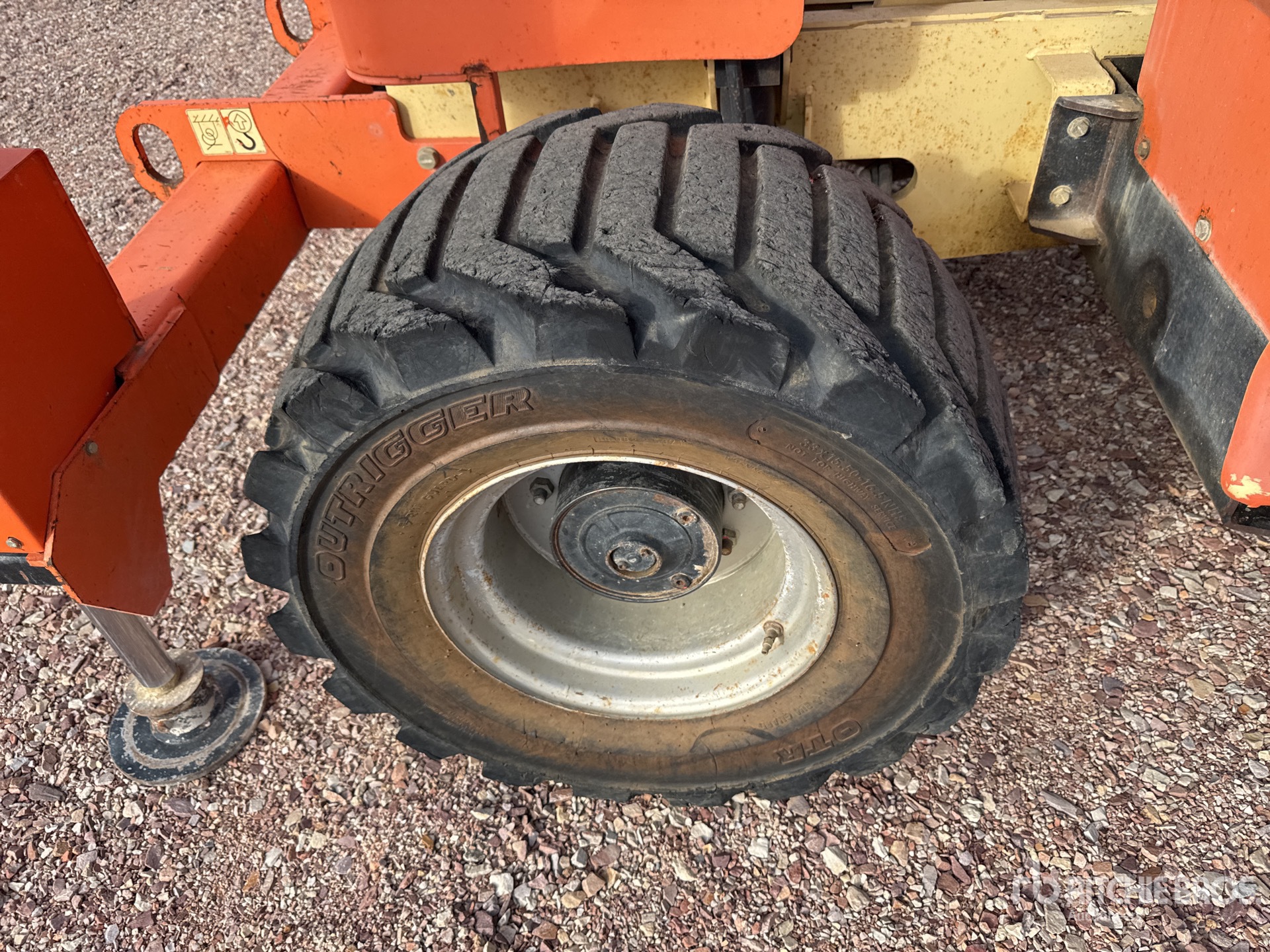 2008 JLG 4394 RT