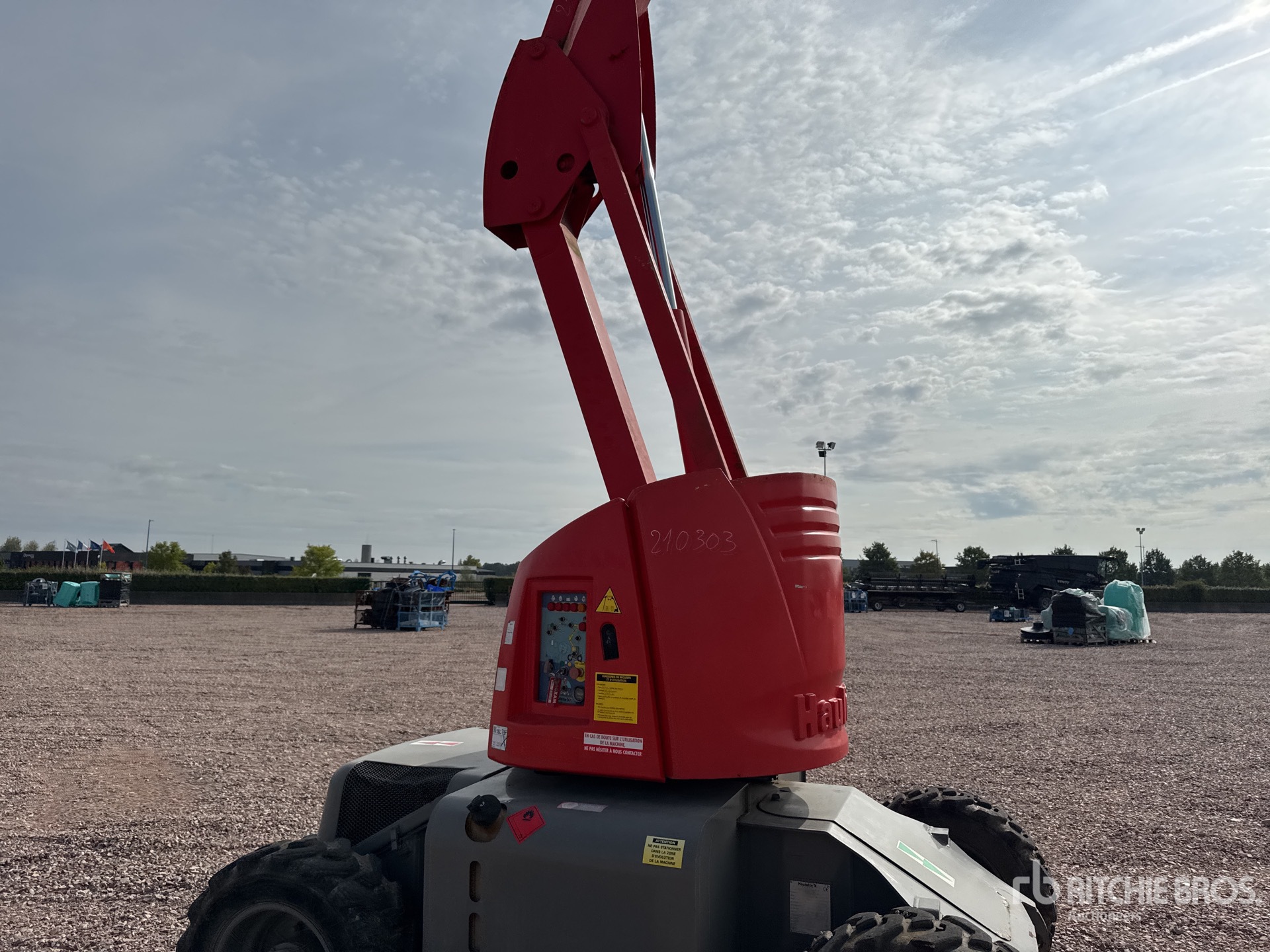 2015 Haulotte HA120PX