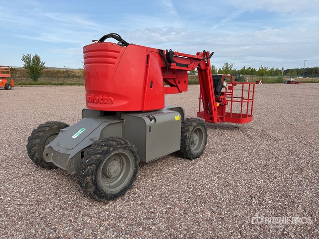 2015 Haulotte HA120PX Articulating Boom Lift