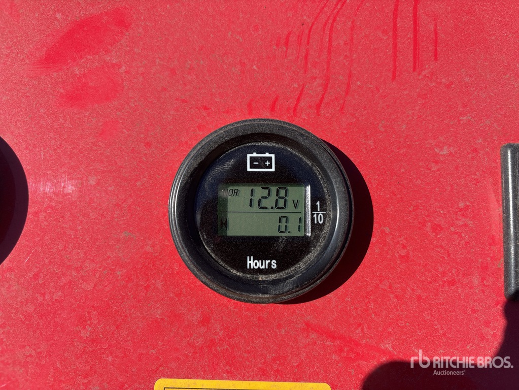 General Appearance with Hour Meter / Odometer