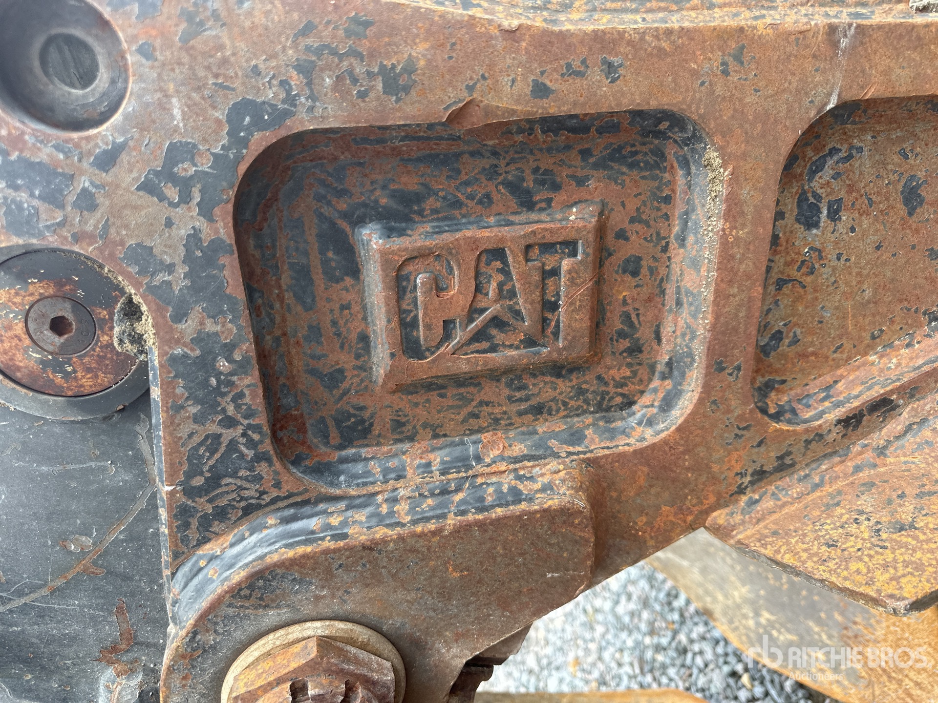 2011 Caterpillar 81243