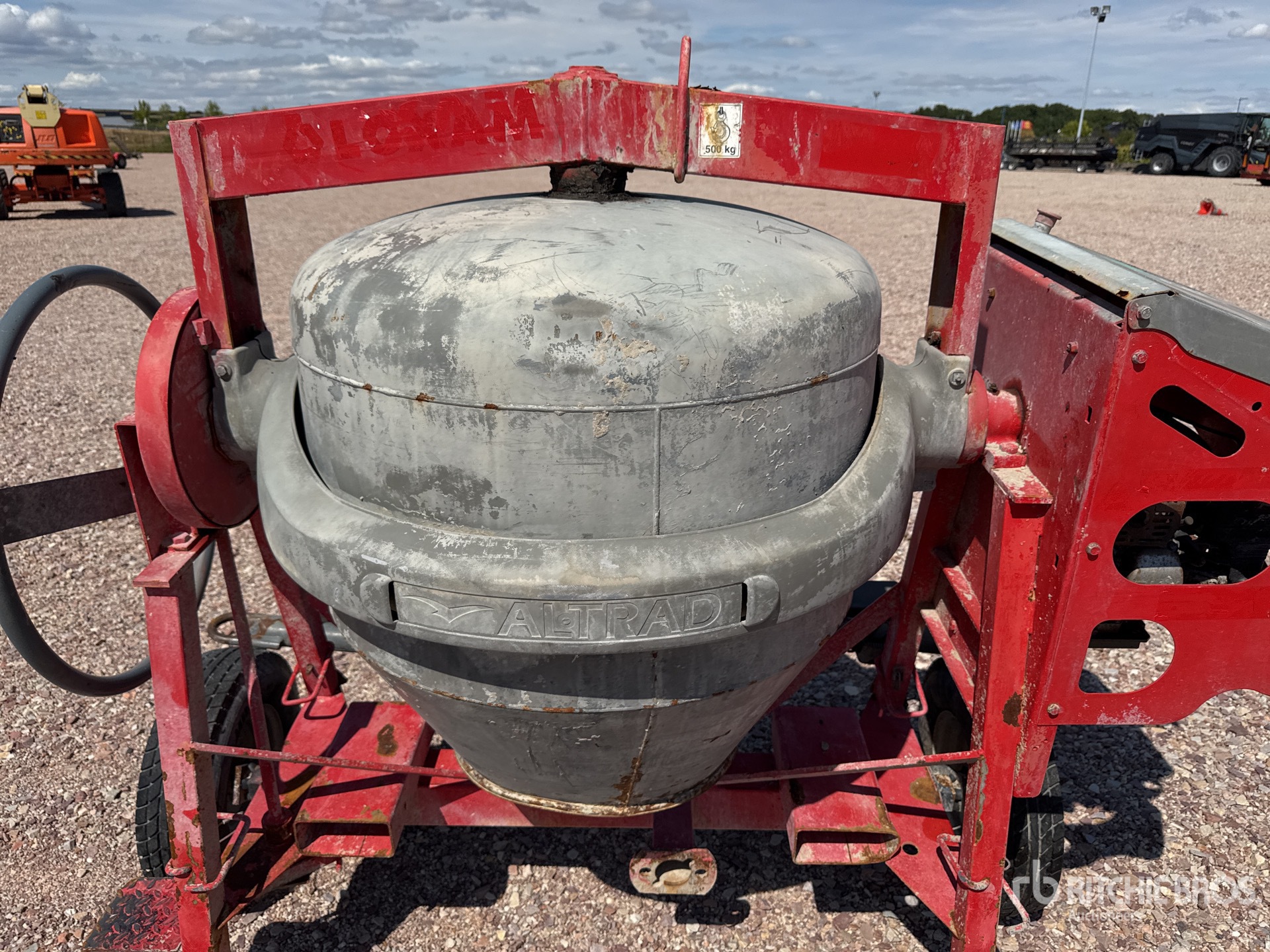 Altrad 300 L BETONNIERE 1 ESSIEU S/A