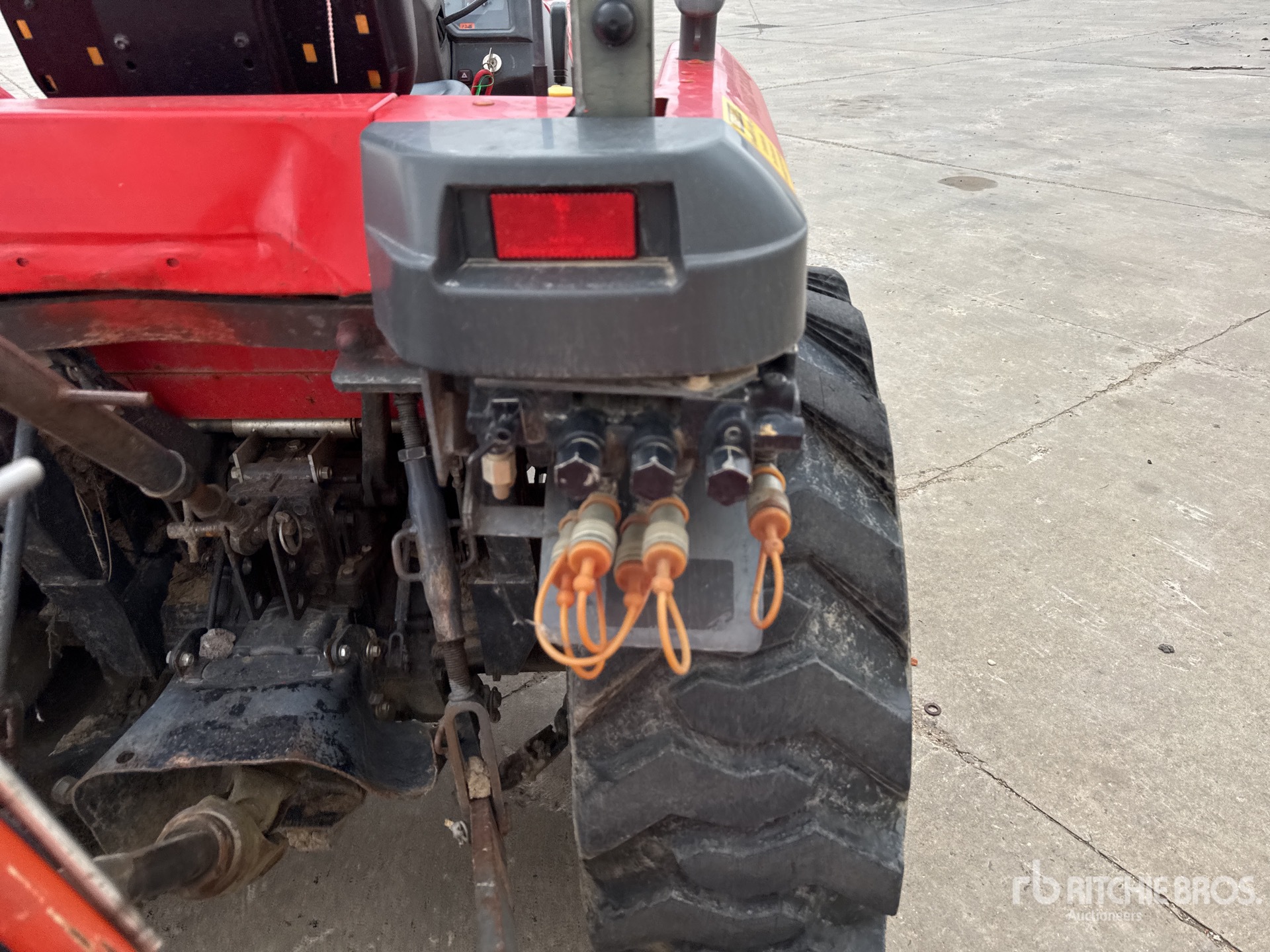 Kubota STV36R