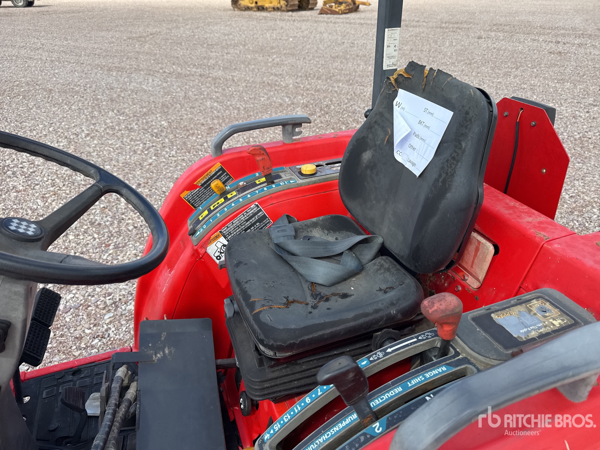 Kubota STV32R