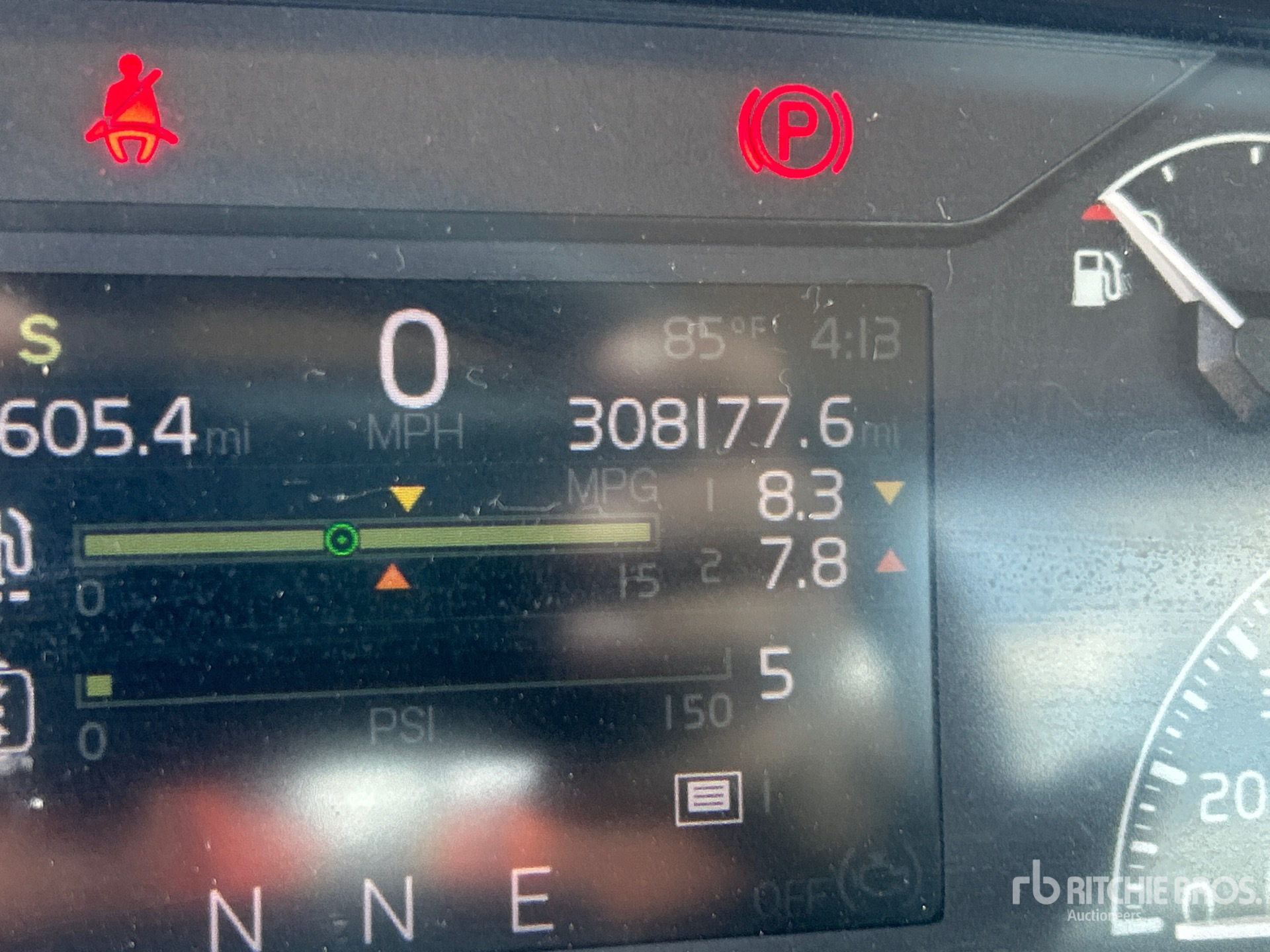 2024 Volvo VNR300