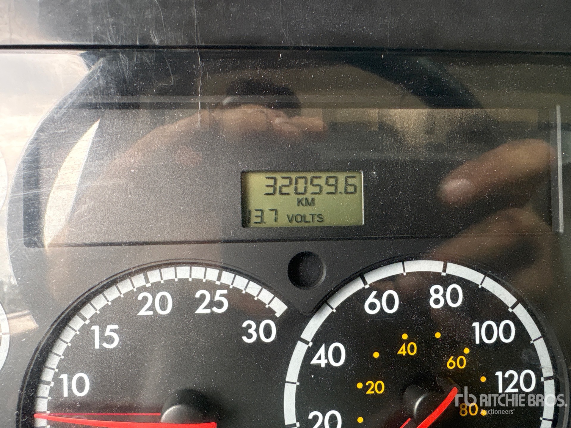 2008 Sterling L7500