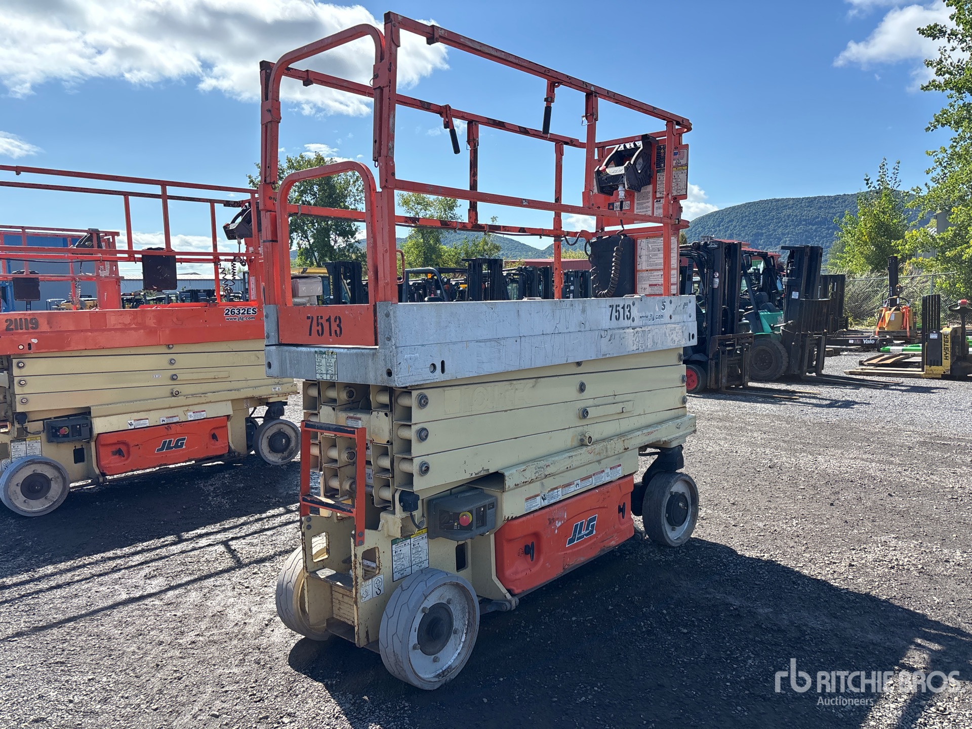2014 JLG 2630ES