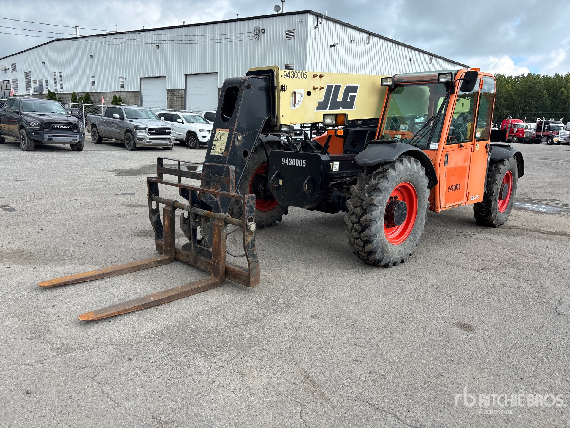 2014 JLG G9-43A