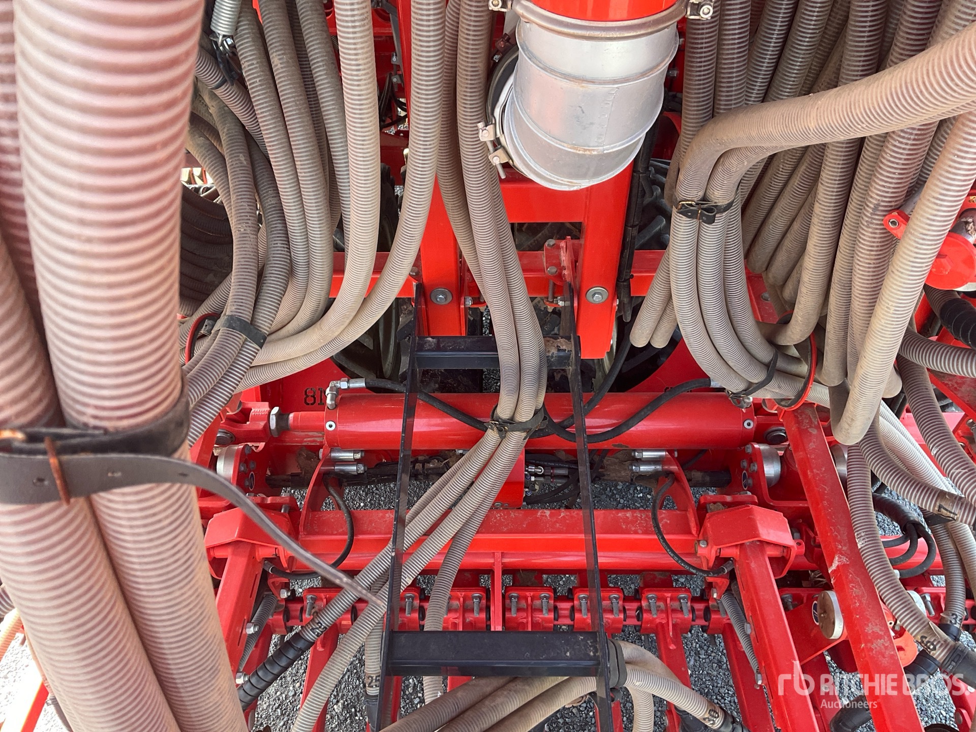2023 Kuhn ESPRO R8000