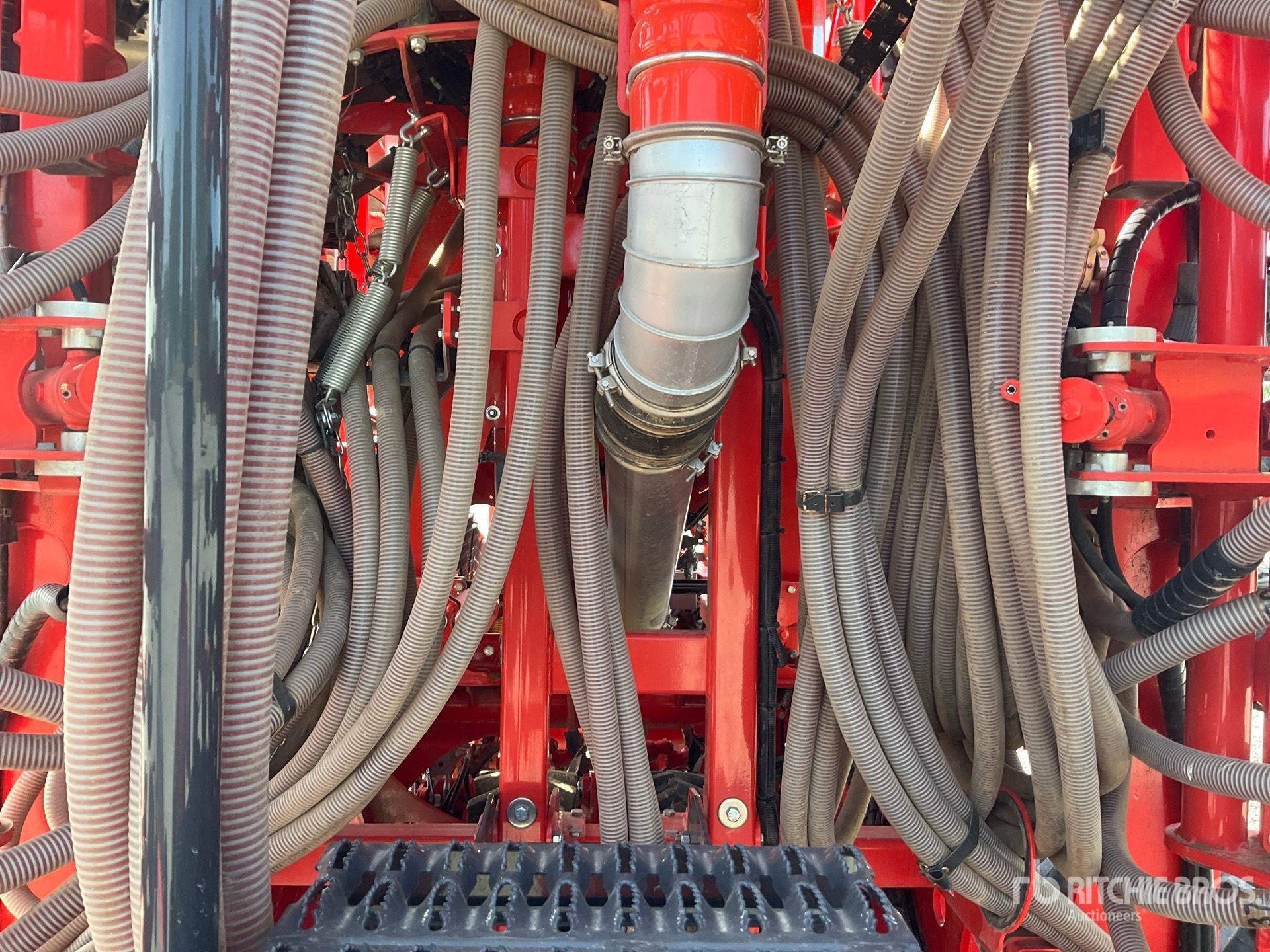 2023 Kuhn ESPRO R8000