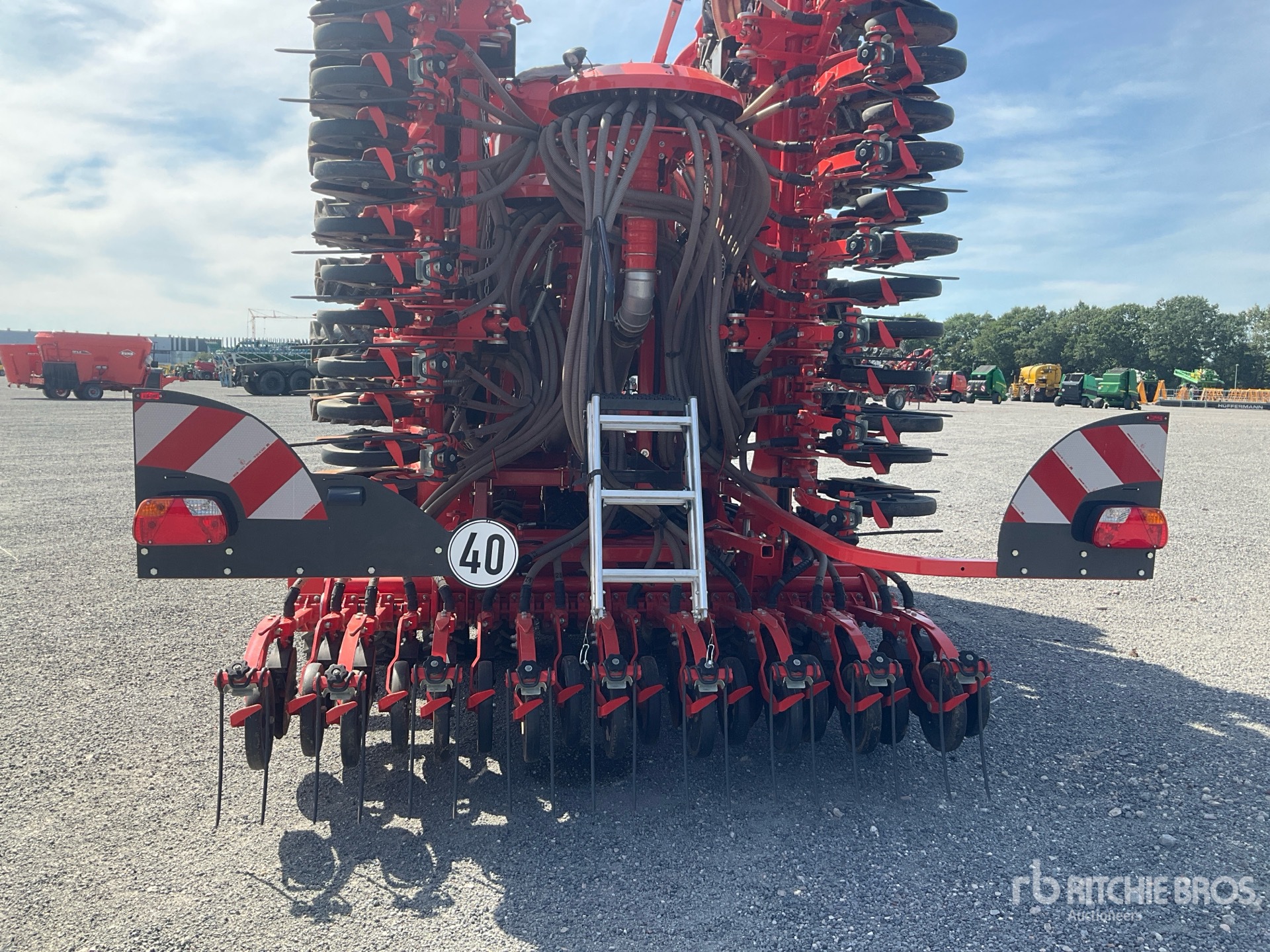 2023 Kuhn ESPRO R8000