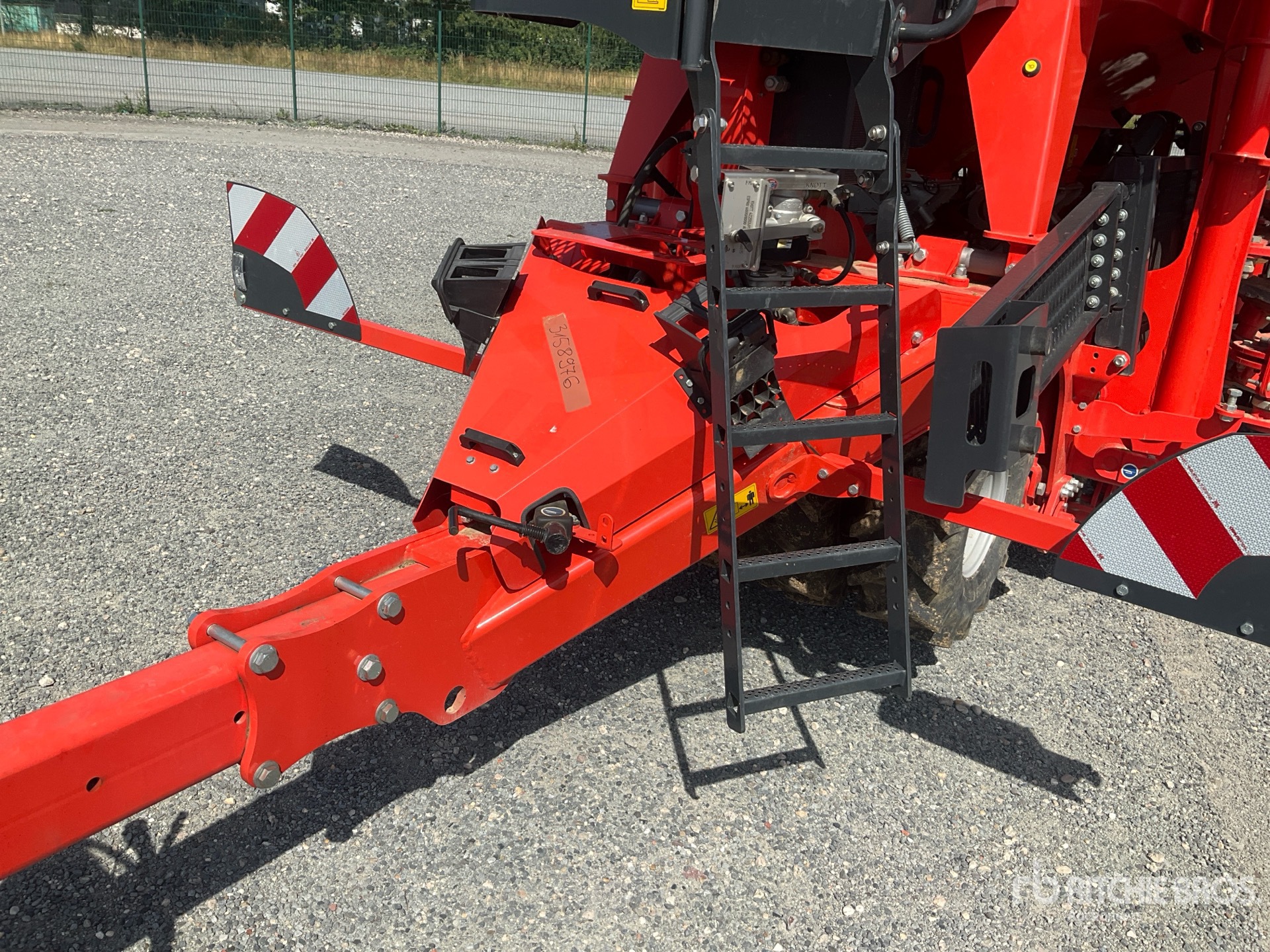 2023 Kuhn ESPRO R8000