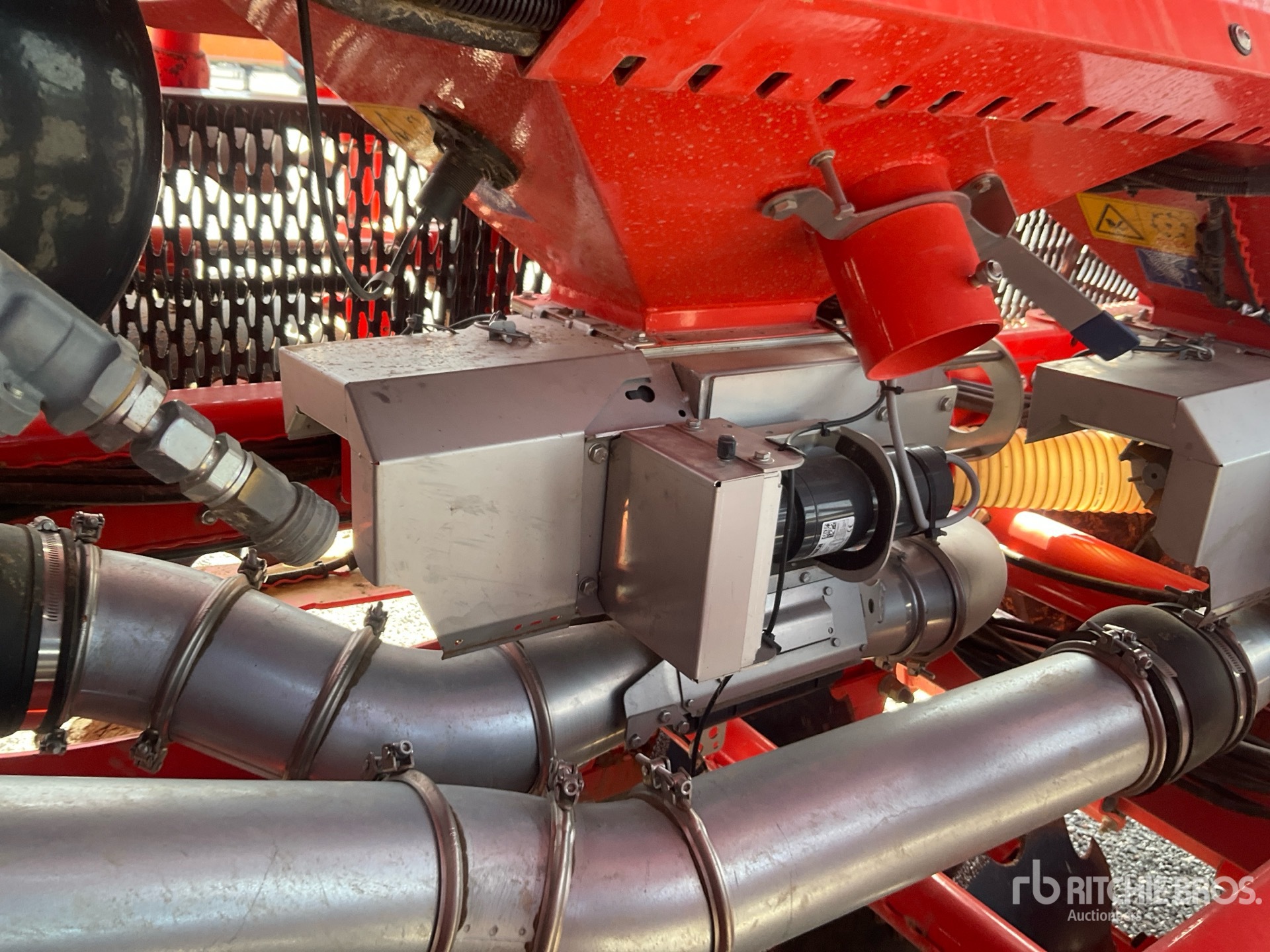 2023 Kuhn ESPRO R8000