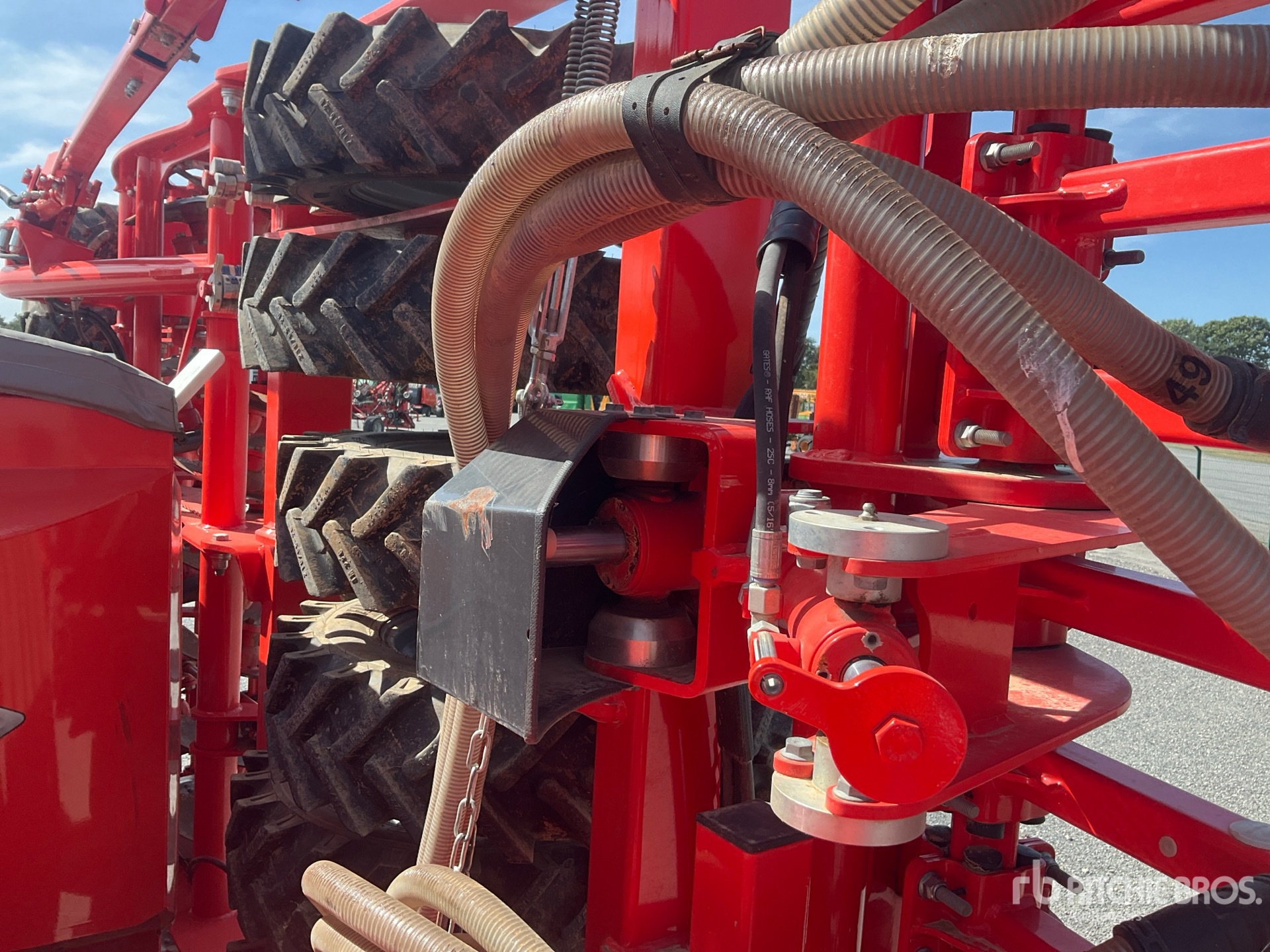 2023 Kuhn ESPRO R8000