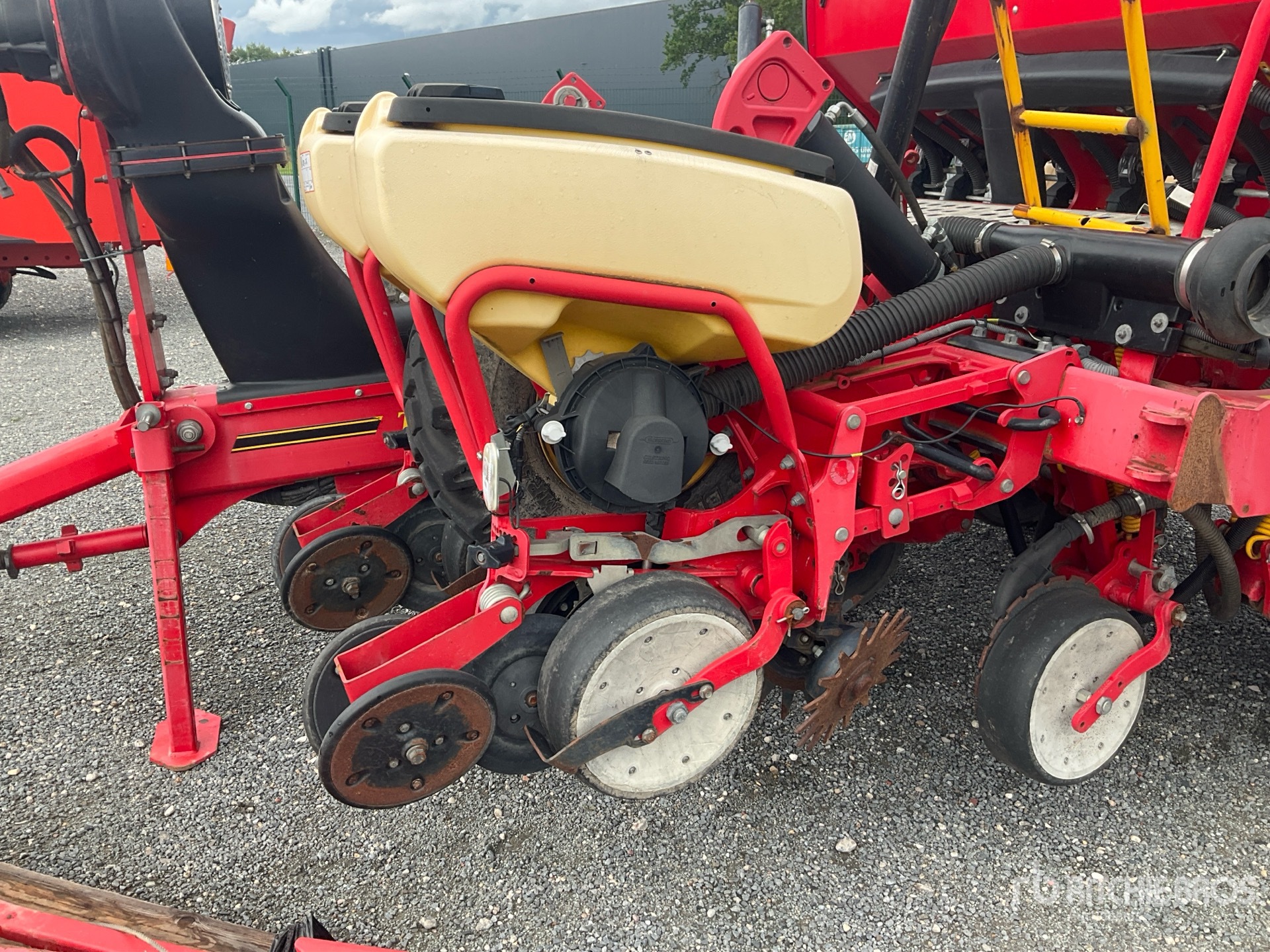 2014 Vaderstad TEMPO TPF8