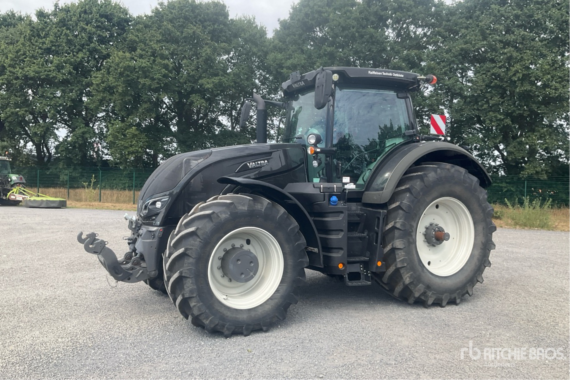 Photo of 2022 Valtra S324 SMARTTOUCH