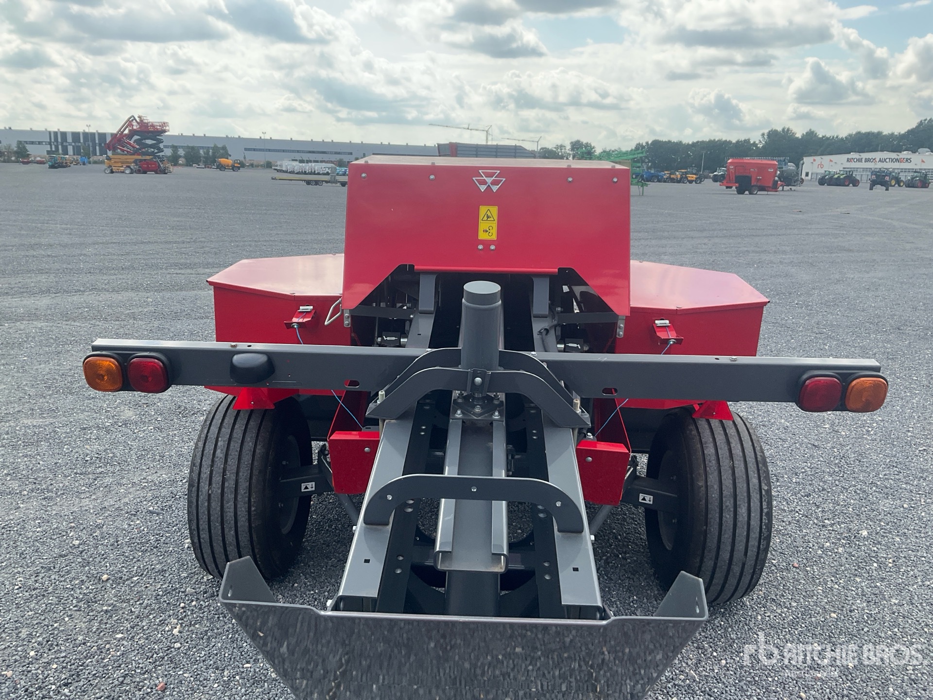 2023 Massey Ferguson 1840