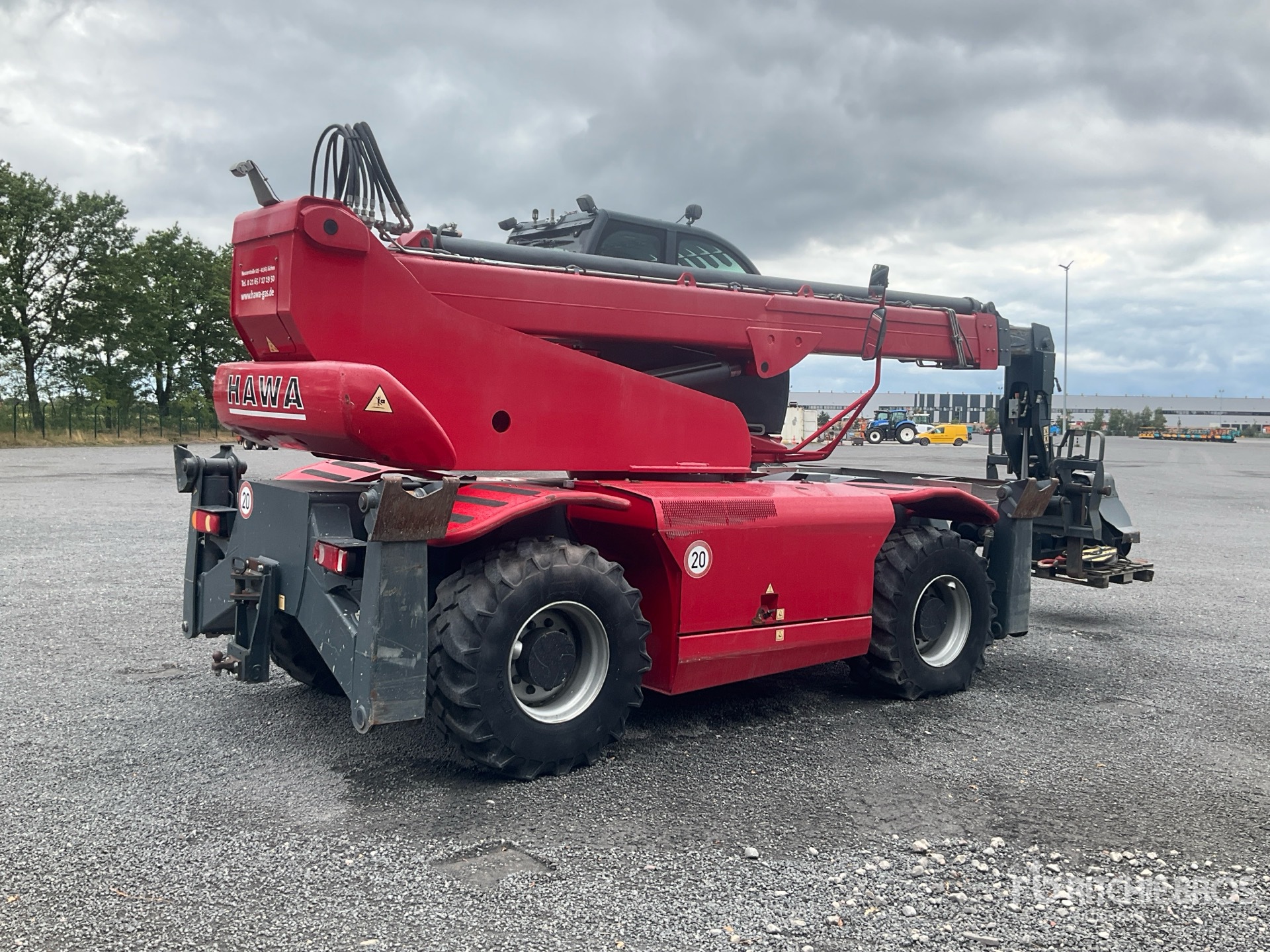 General Appearance with Picture, Right Rear Corner