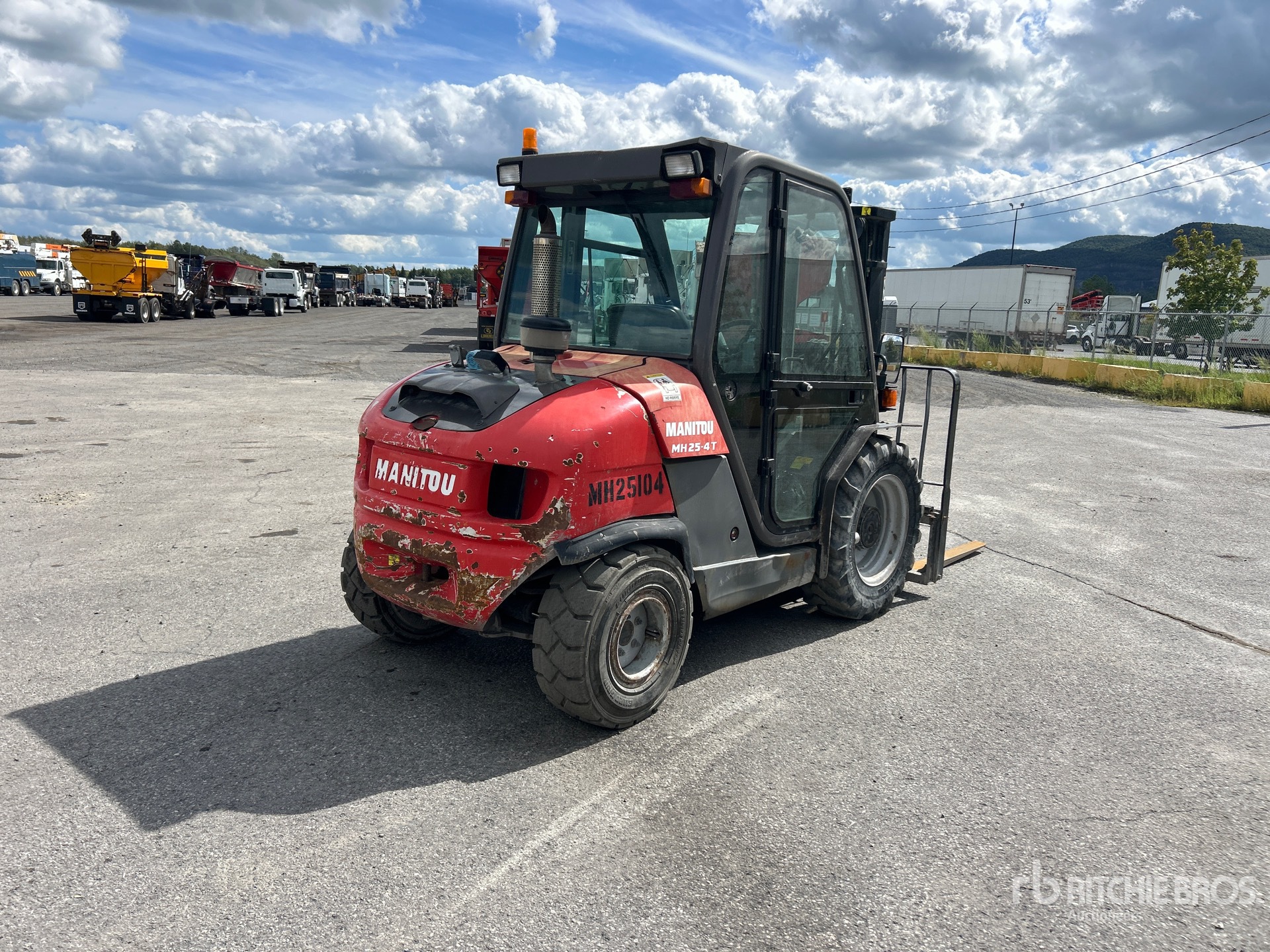 2017 Manitou MH 25-4T