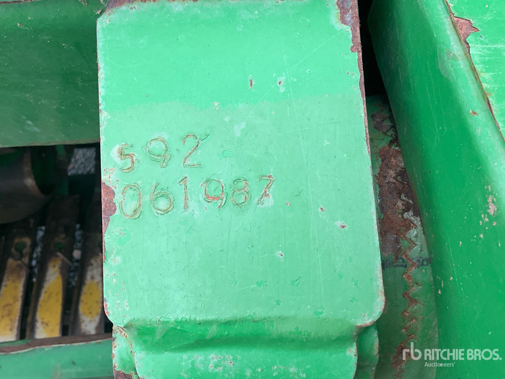 2006 John Deere 592