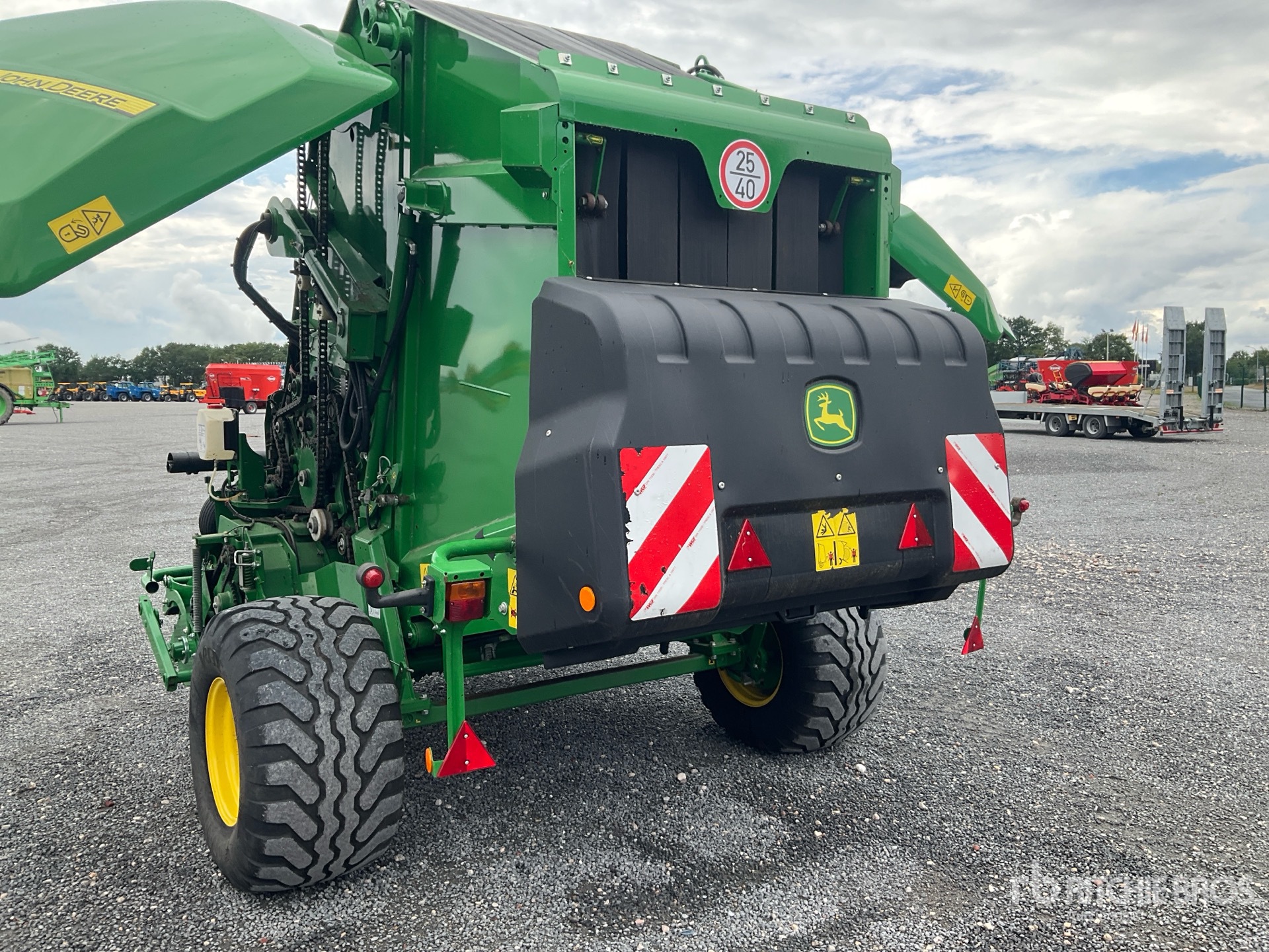 2018 John Deere V461M