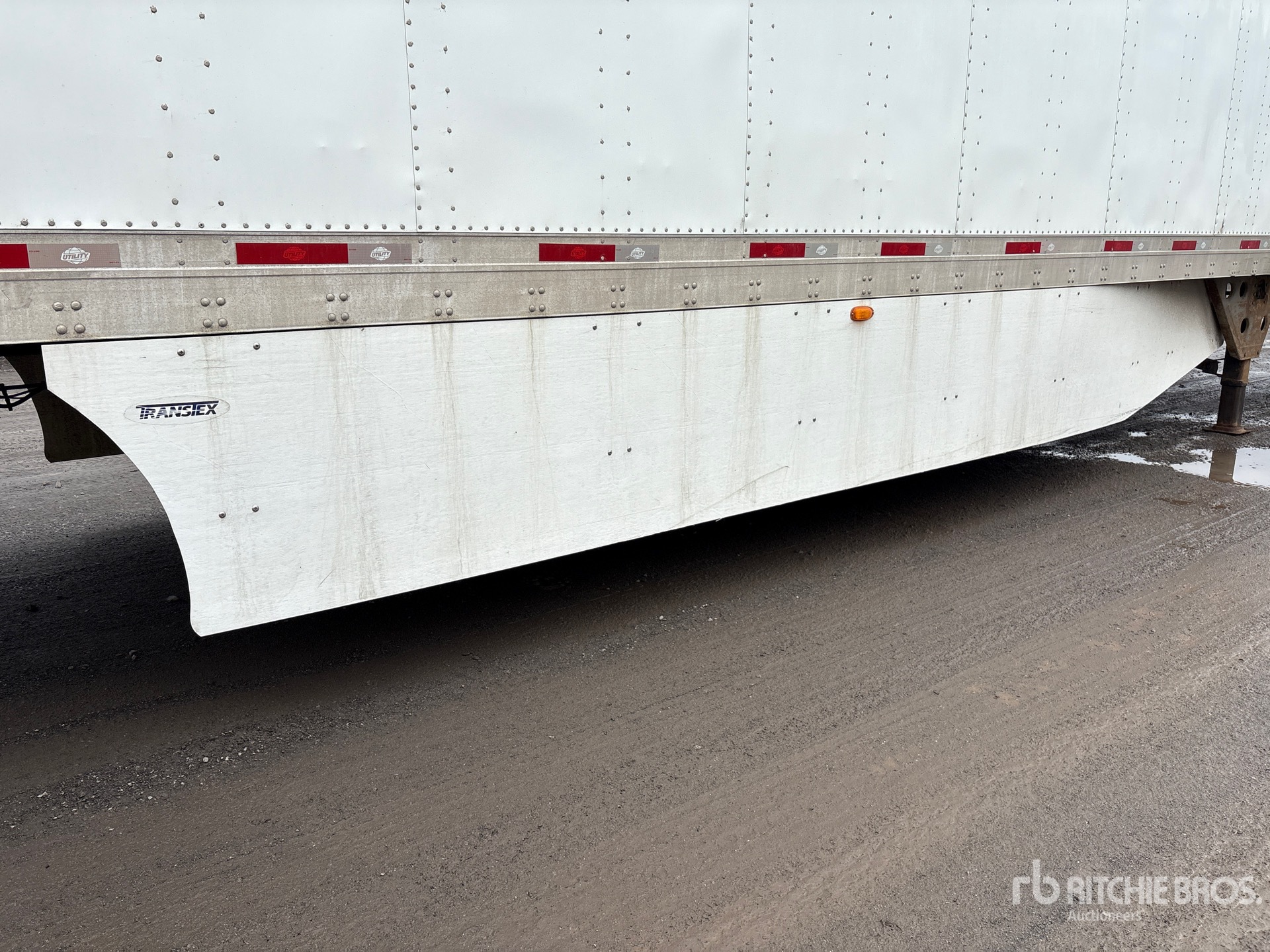 2018 Utility 53 ft x 102 in T/A