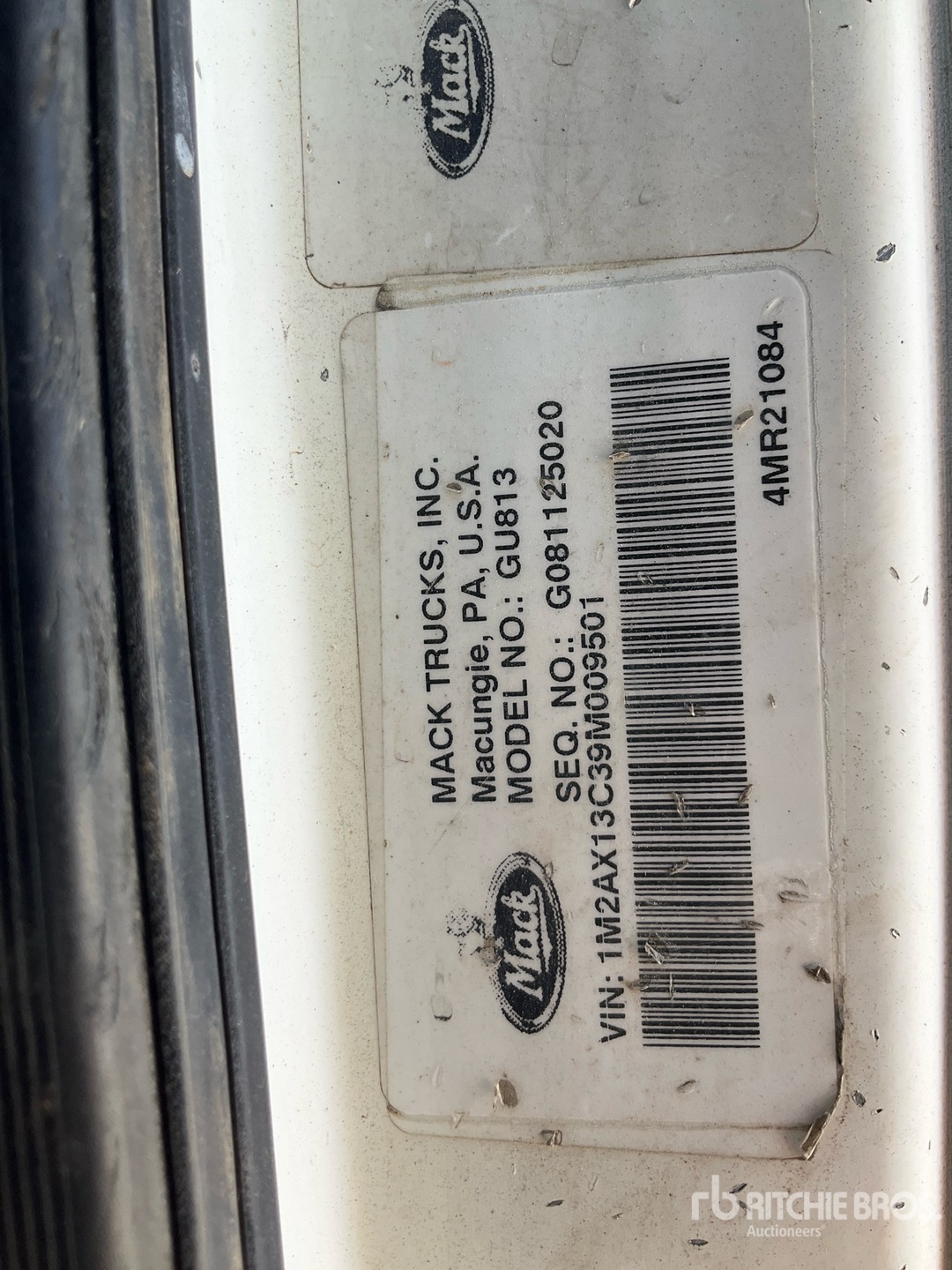 2009 Mack GU813