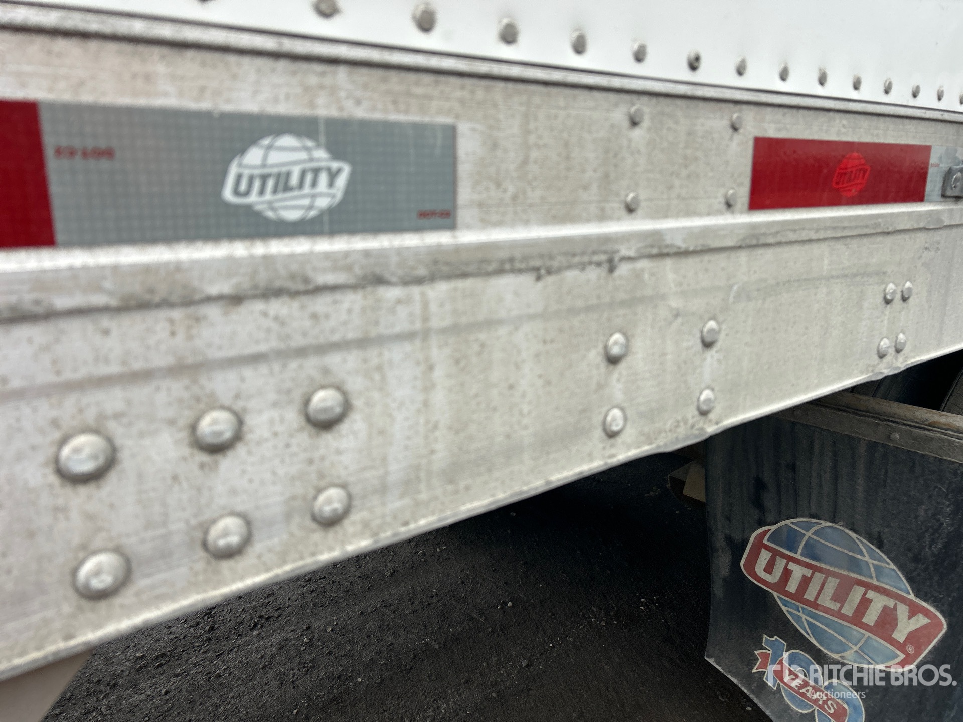 2019 Utility 53 ft x 102 in T/A