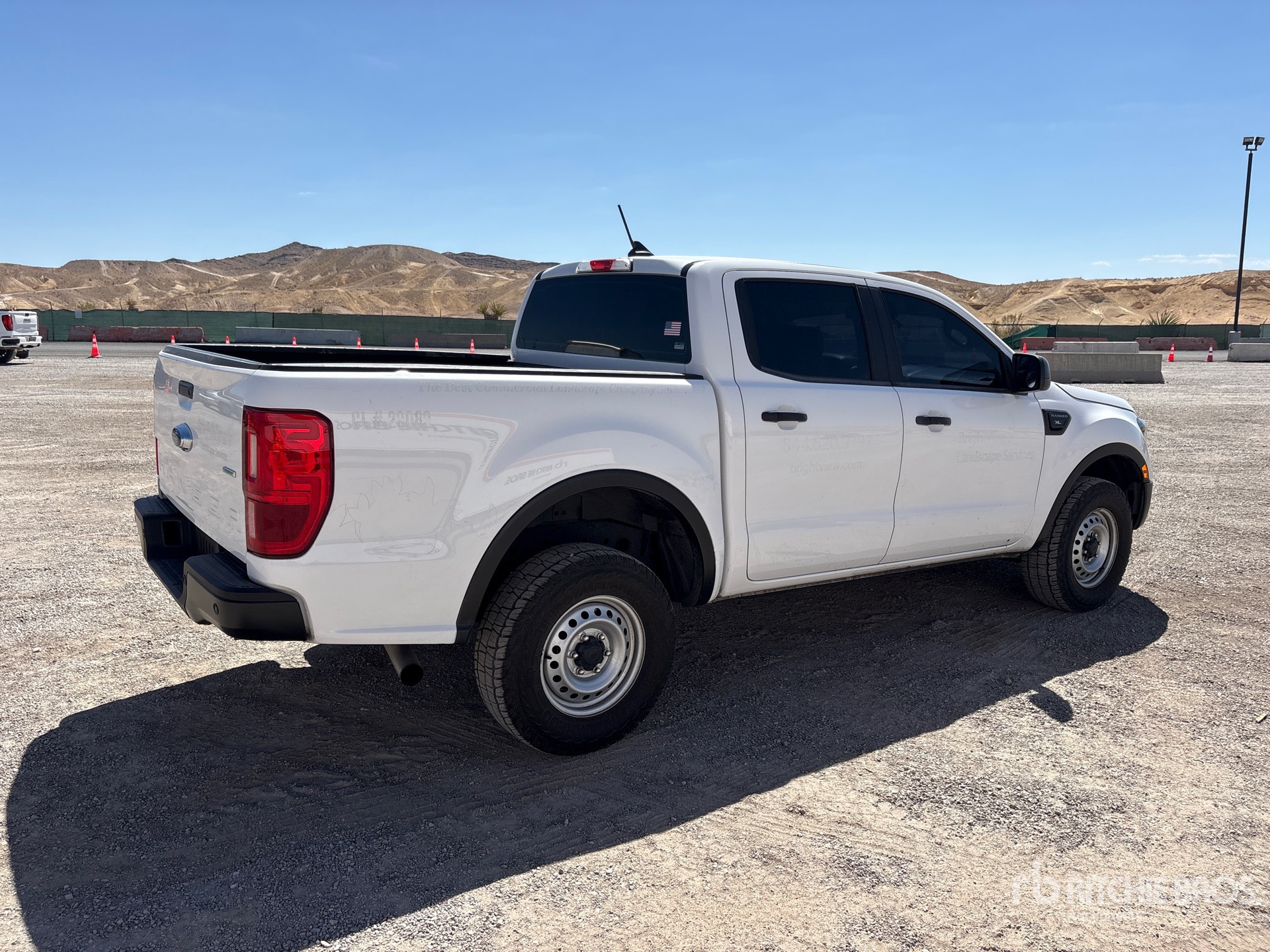 General Appearance with Picture, Right Rear Corner