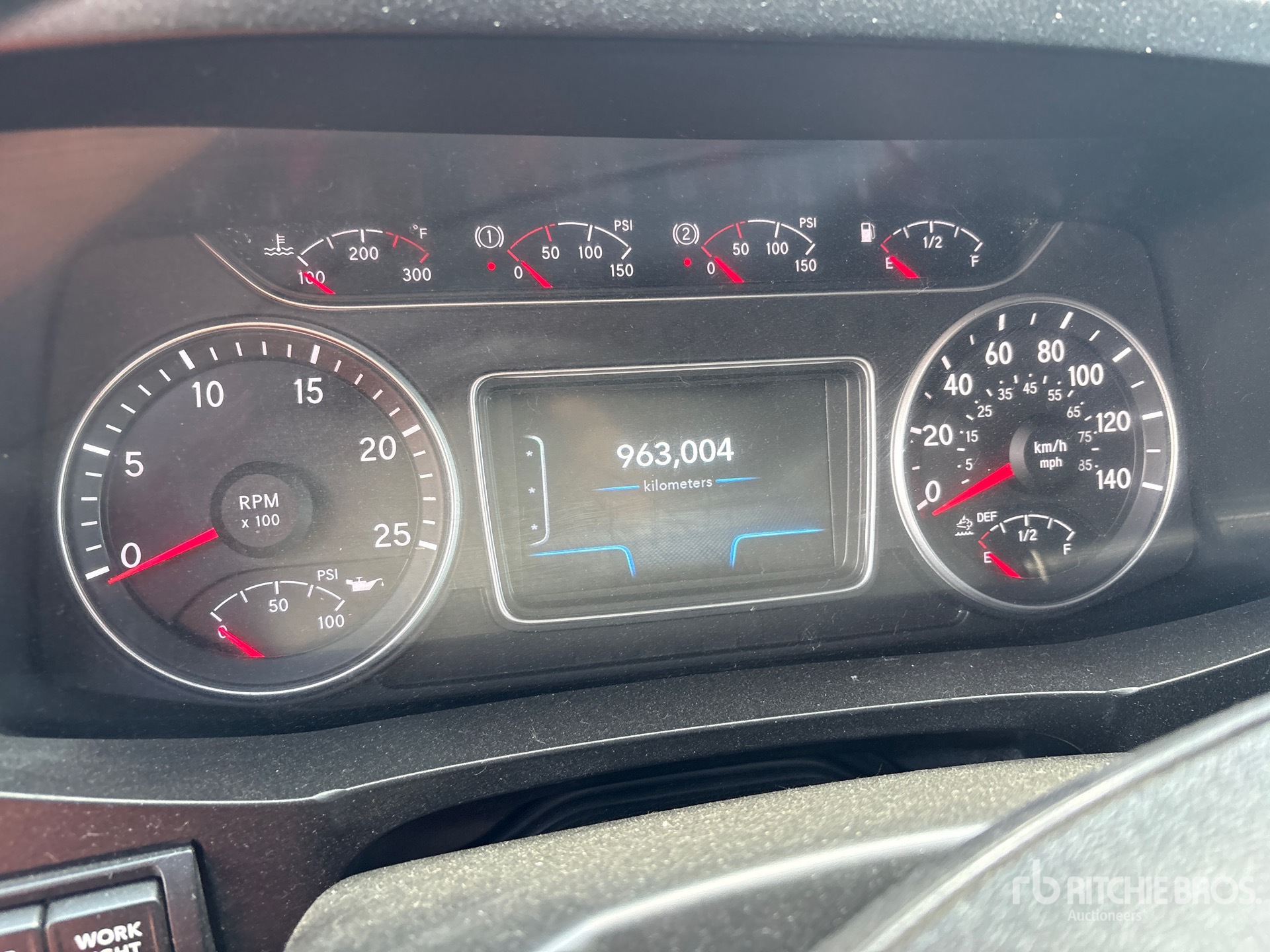 2018 International LT625