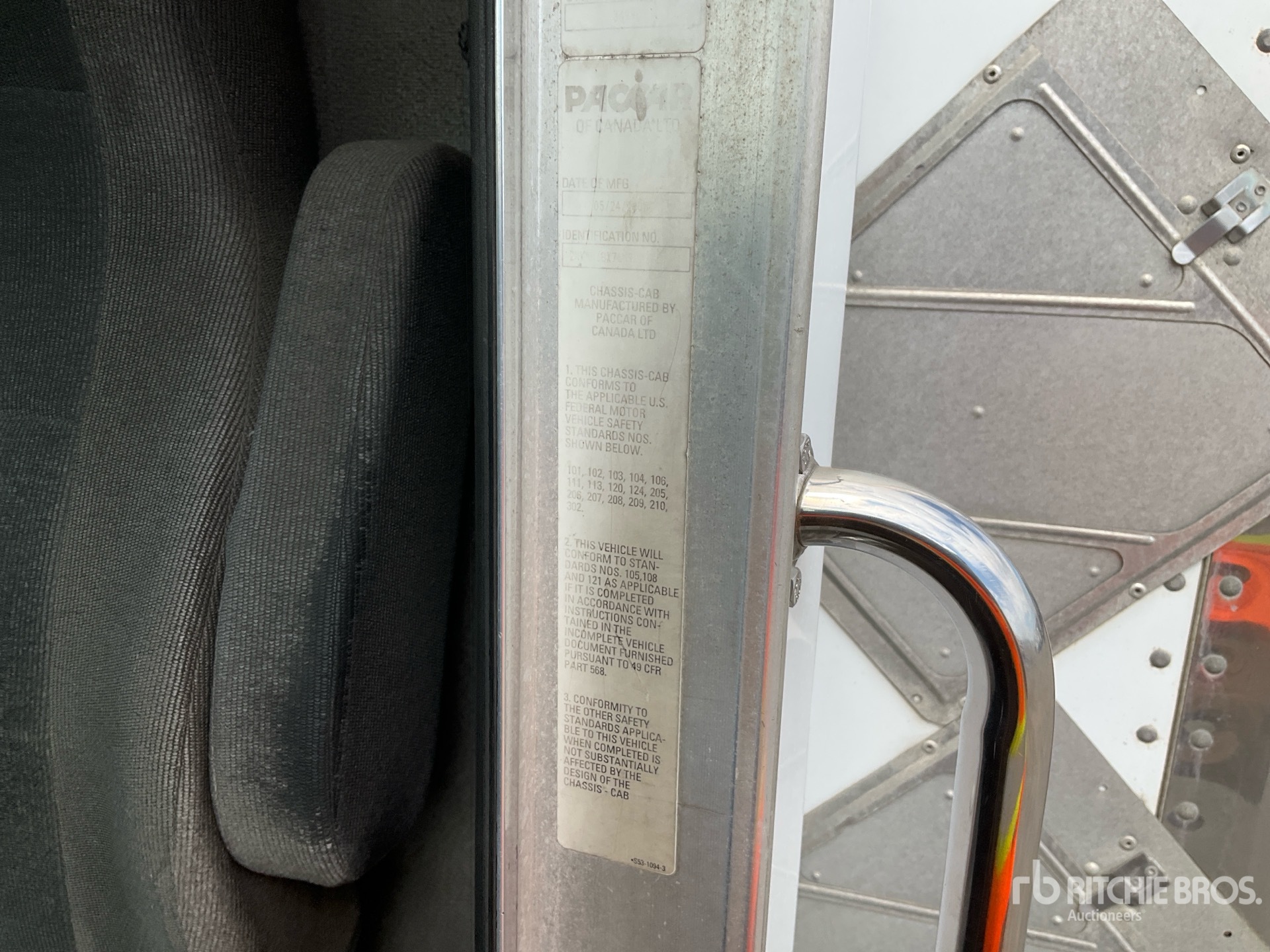 2006 Kenworth T300