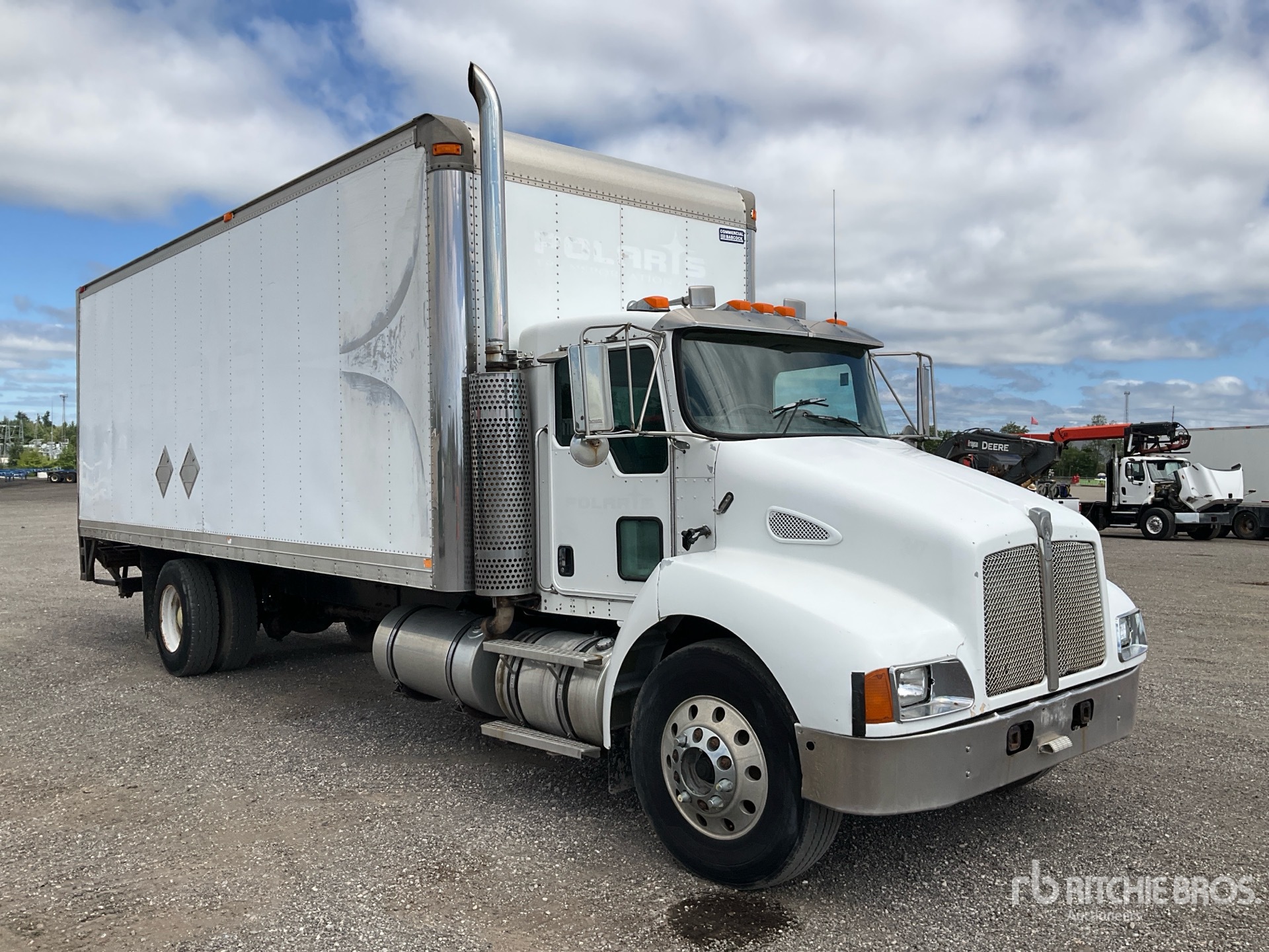 2006 Kenworth T300